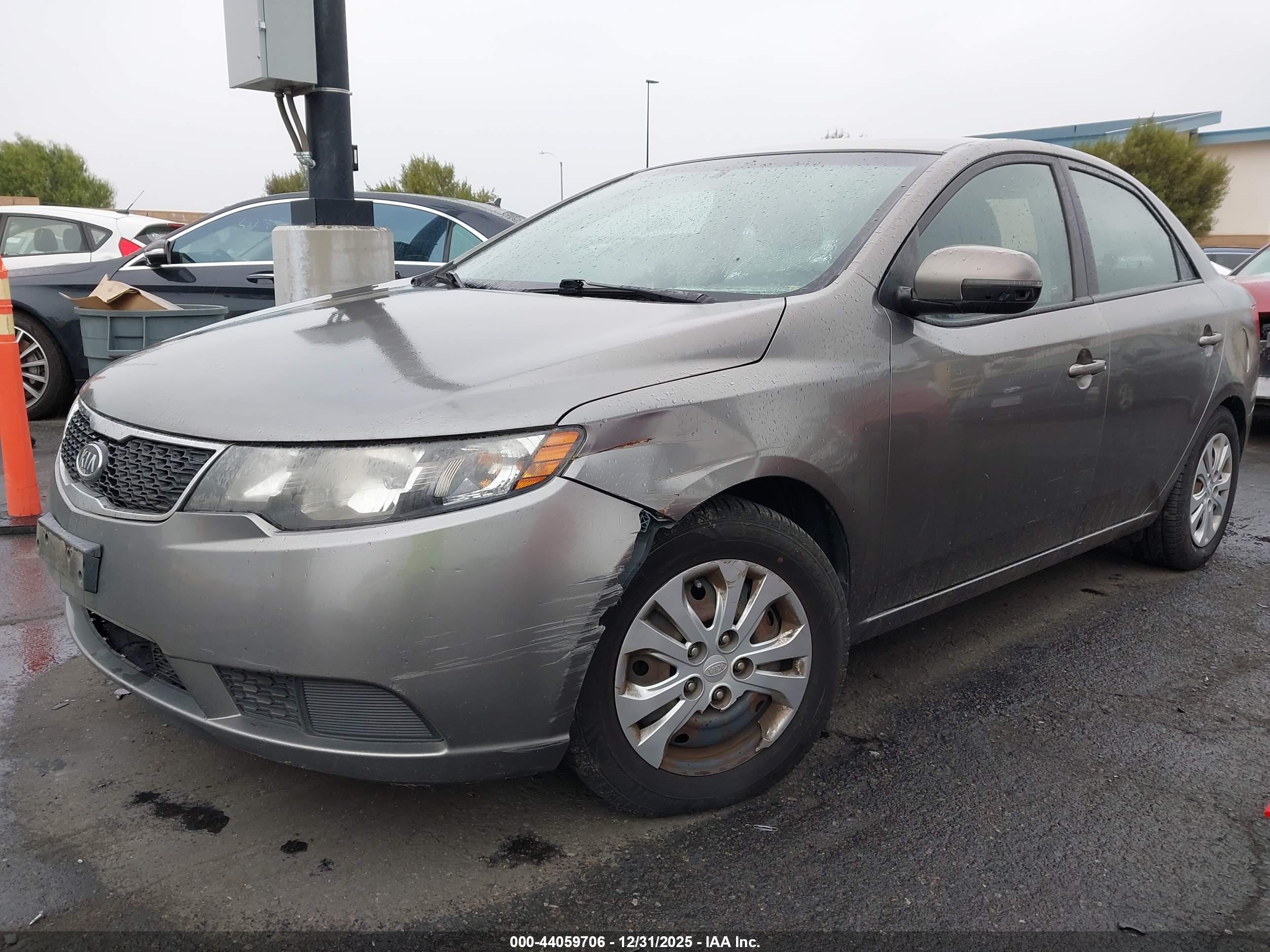 KIA FORTE image 2