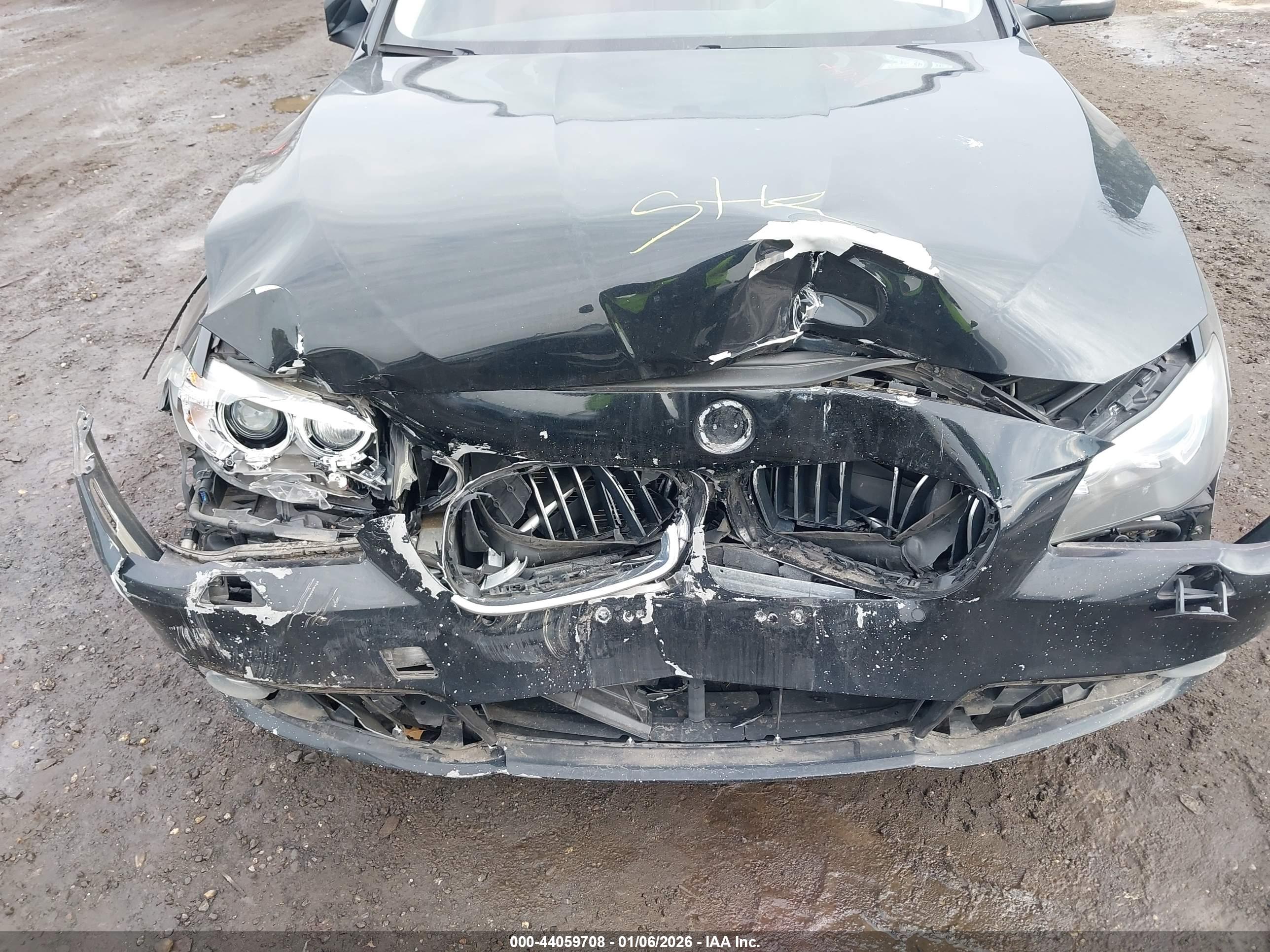 BMW 528I image 10
