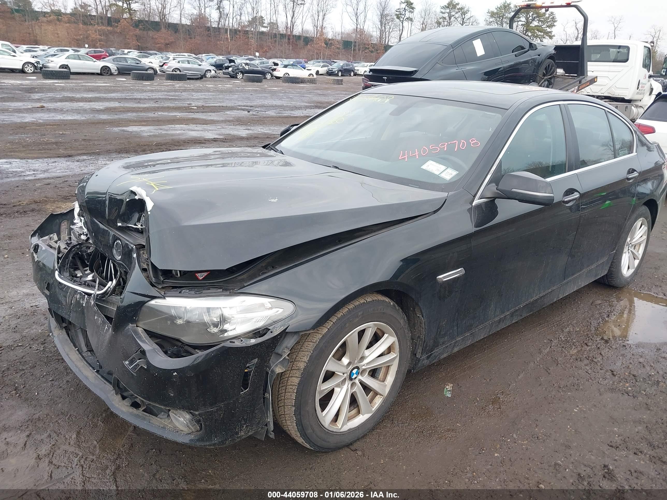 BMW 528I image 2