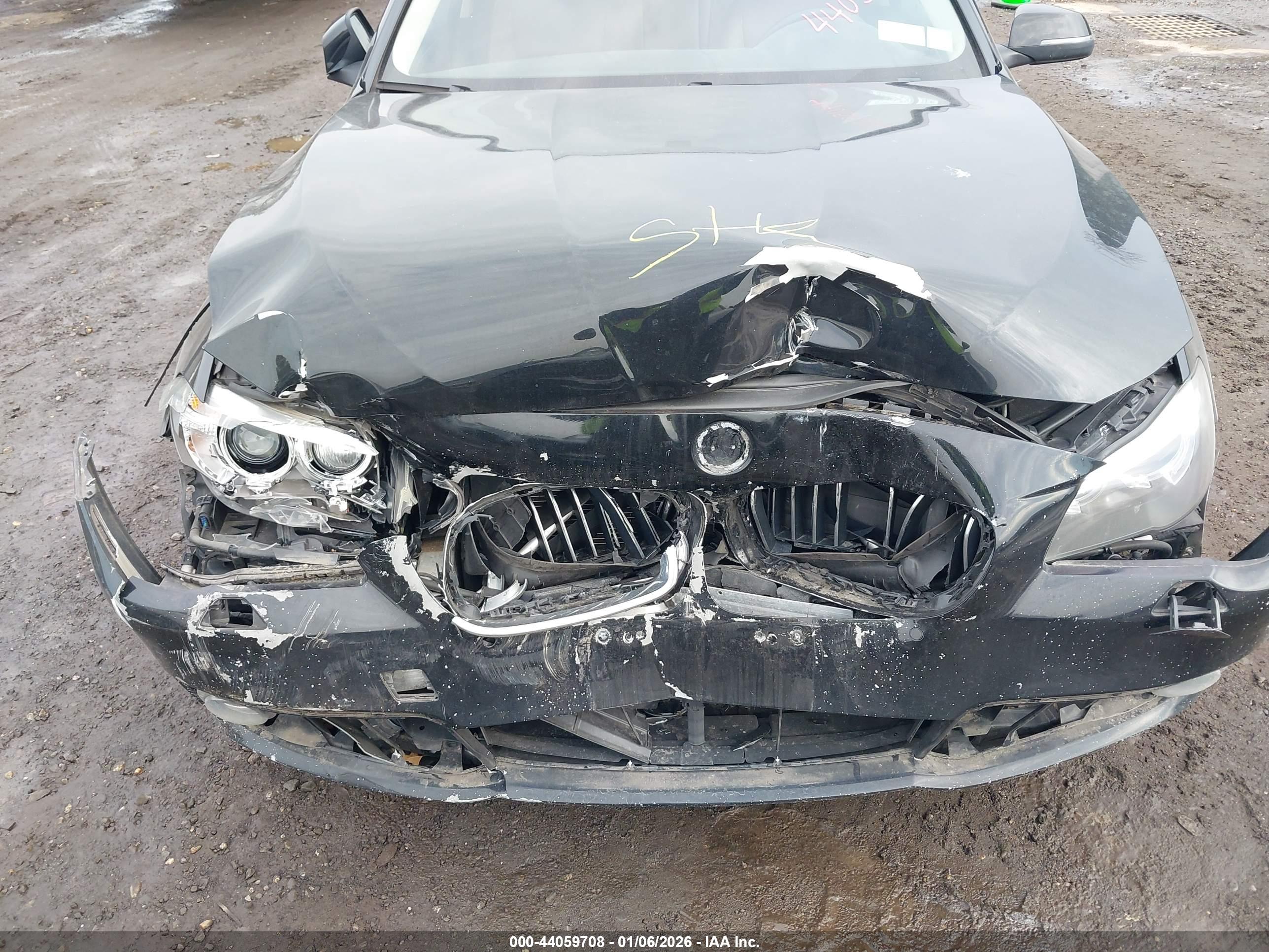 BMW 528I image 6