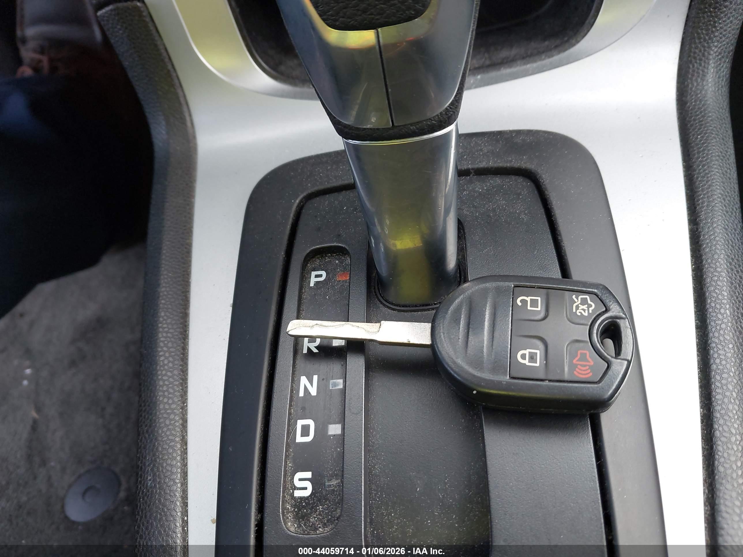 FORD FIESTA image 11