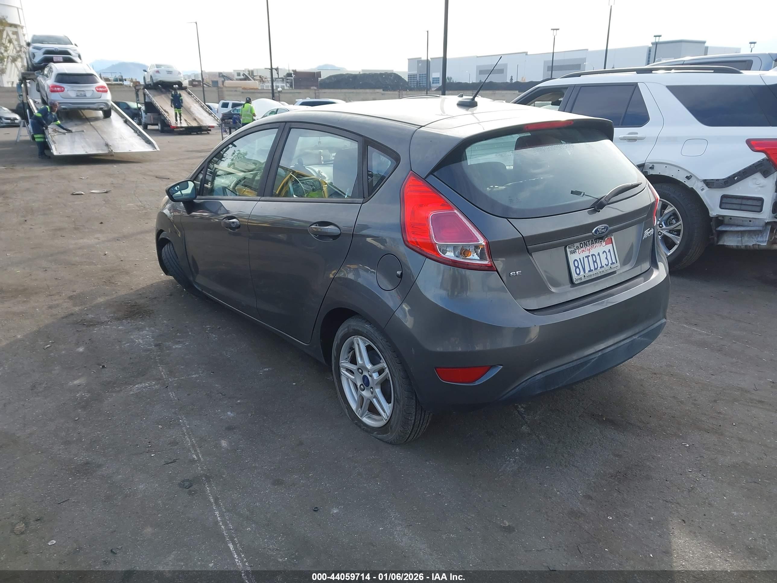 FORD FIESTA image 3