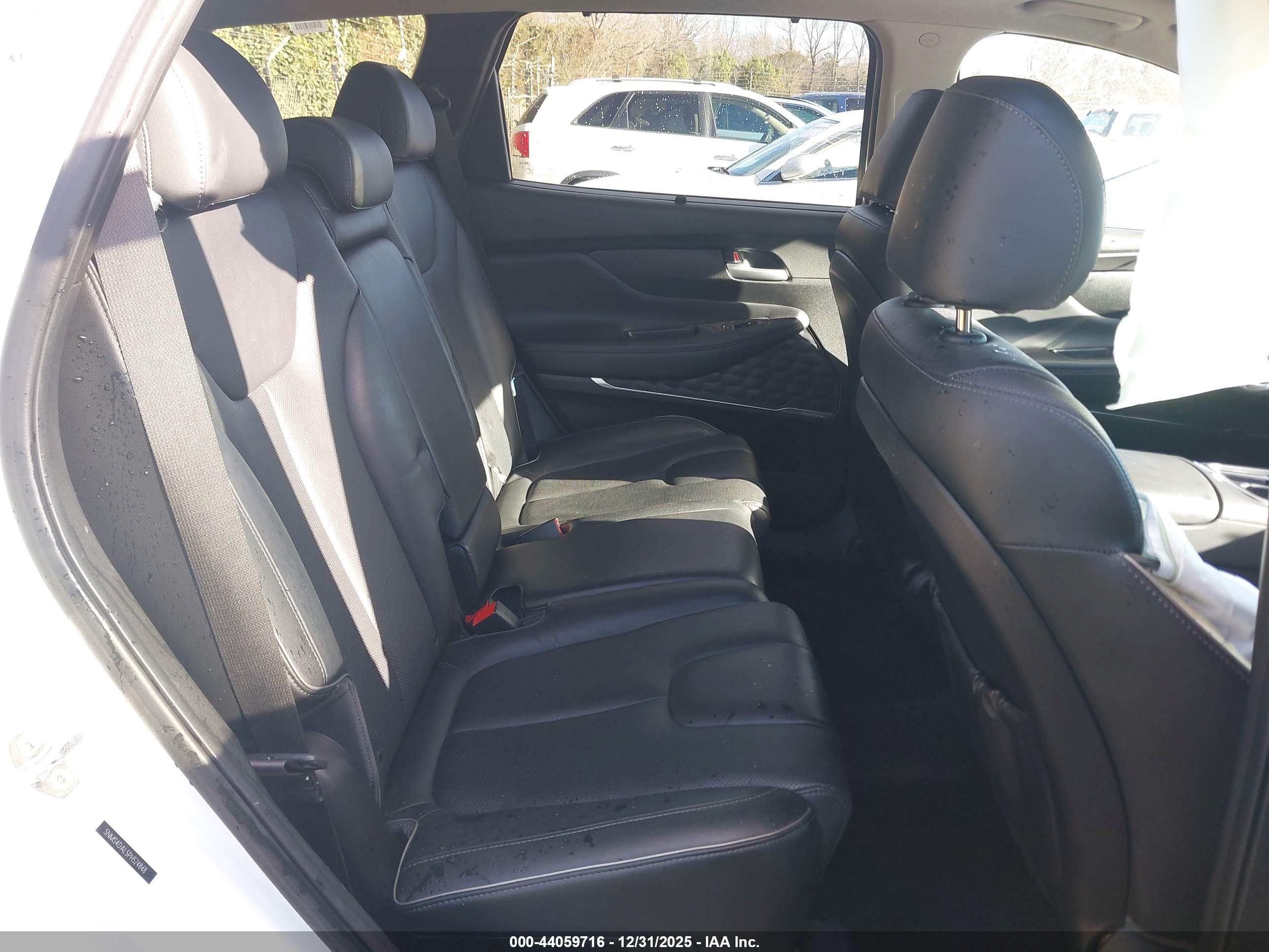 HYUNDAI SANTA image 8