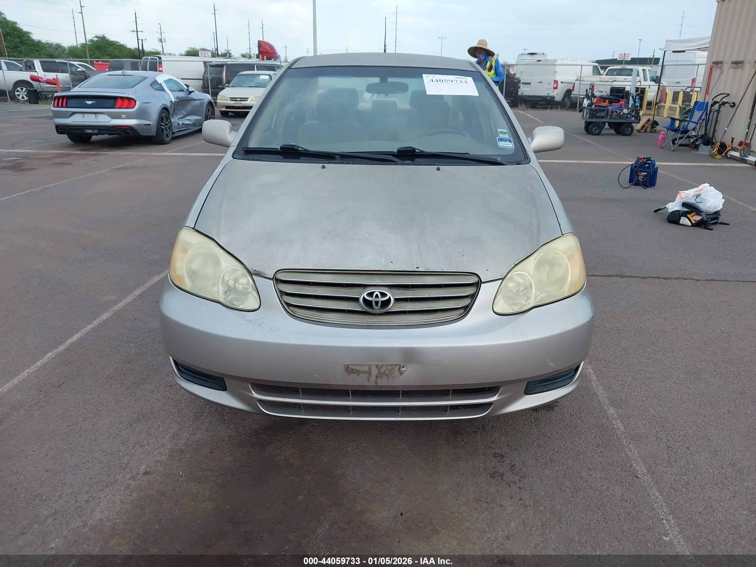 TOYOTA COROLLA image 6