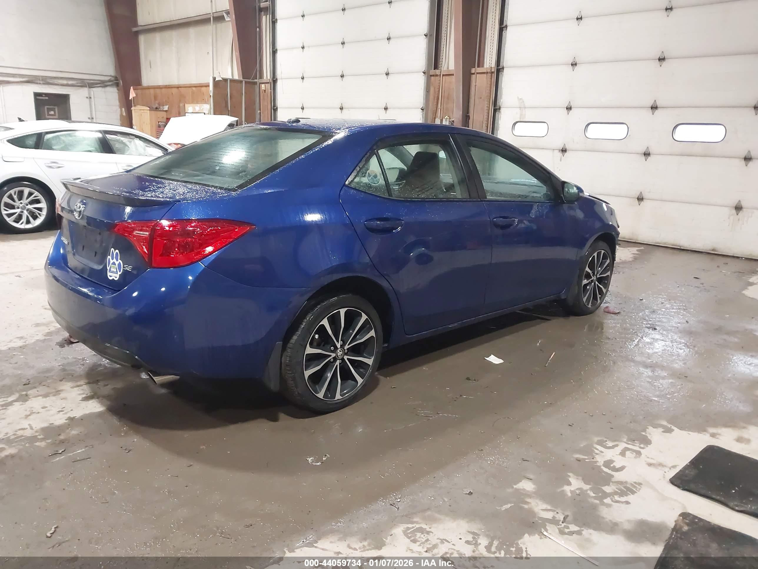 TOYOTA COROLLA image 4