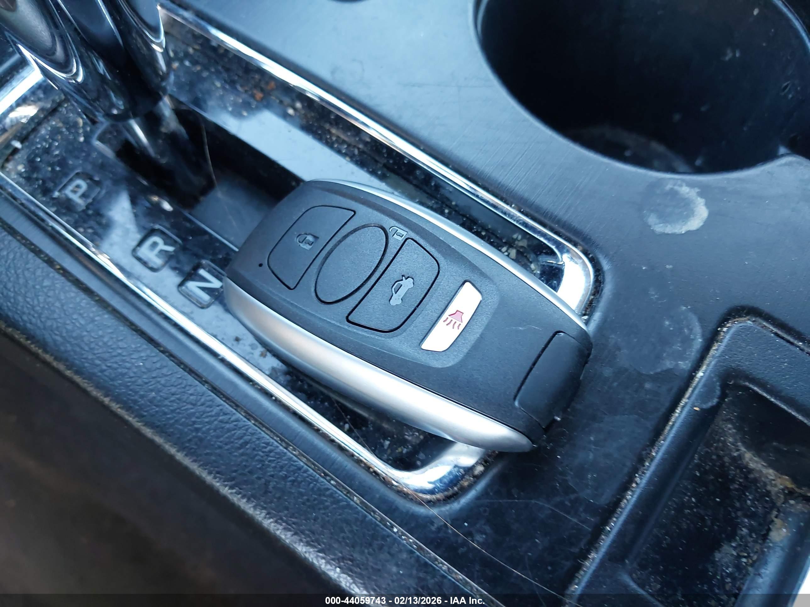 SUBARU OUTBACK image 11
