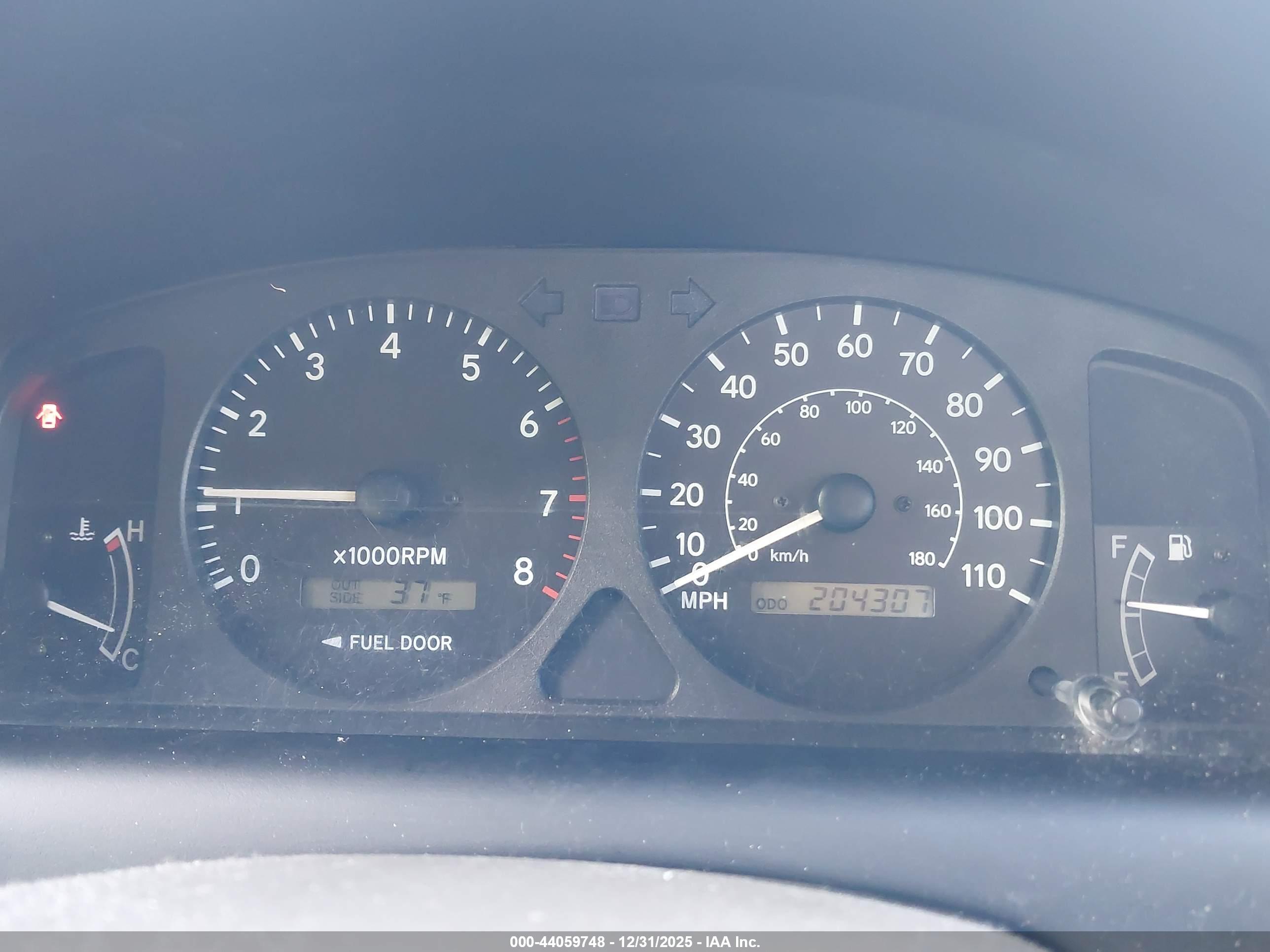 TOYOTA COROLLA image 7