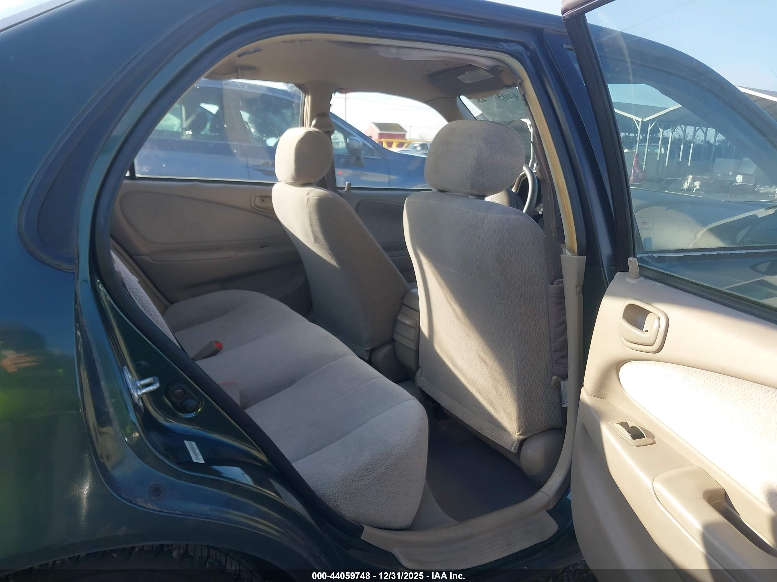 TOYOTA COROLLA image 8