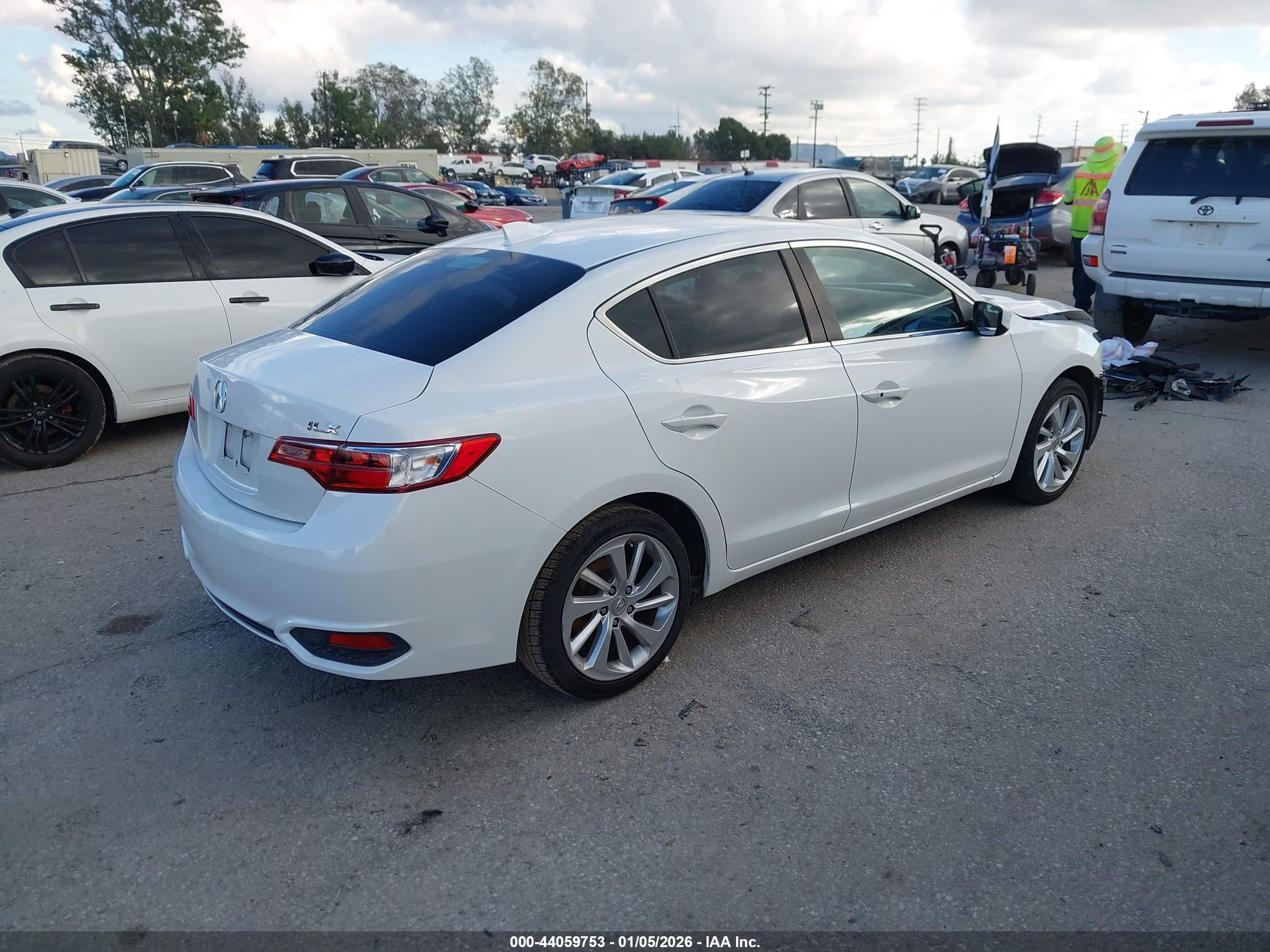 ACURA ILX image 4