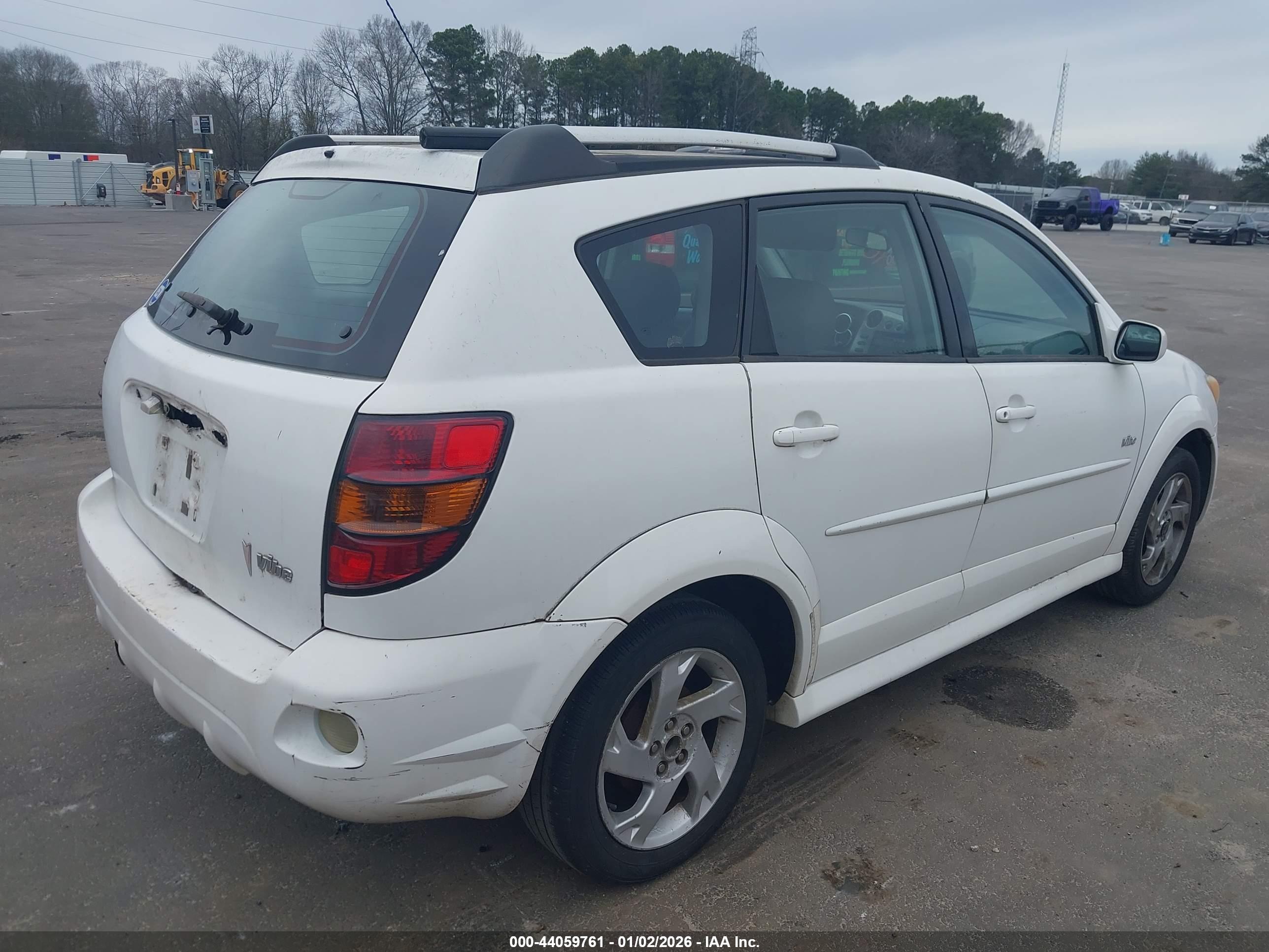 PONTIAC VIBE image 4