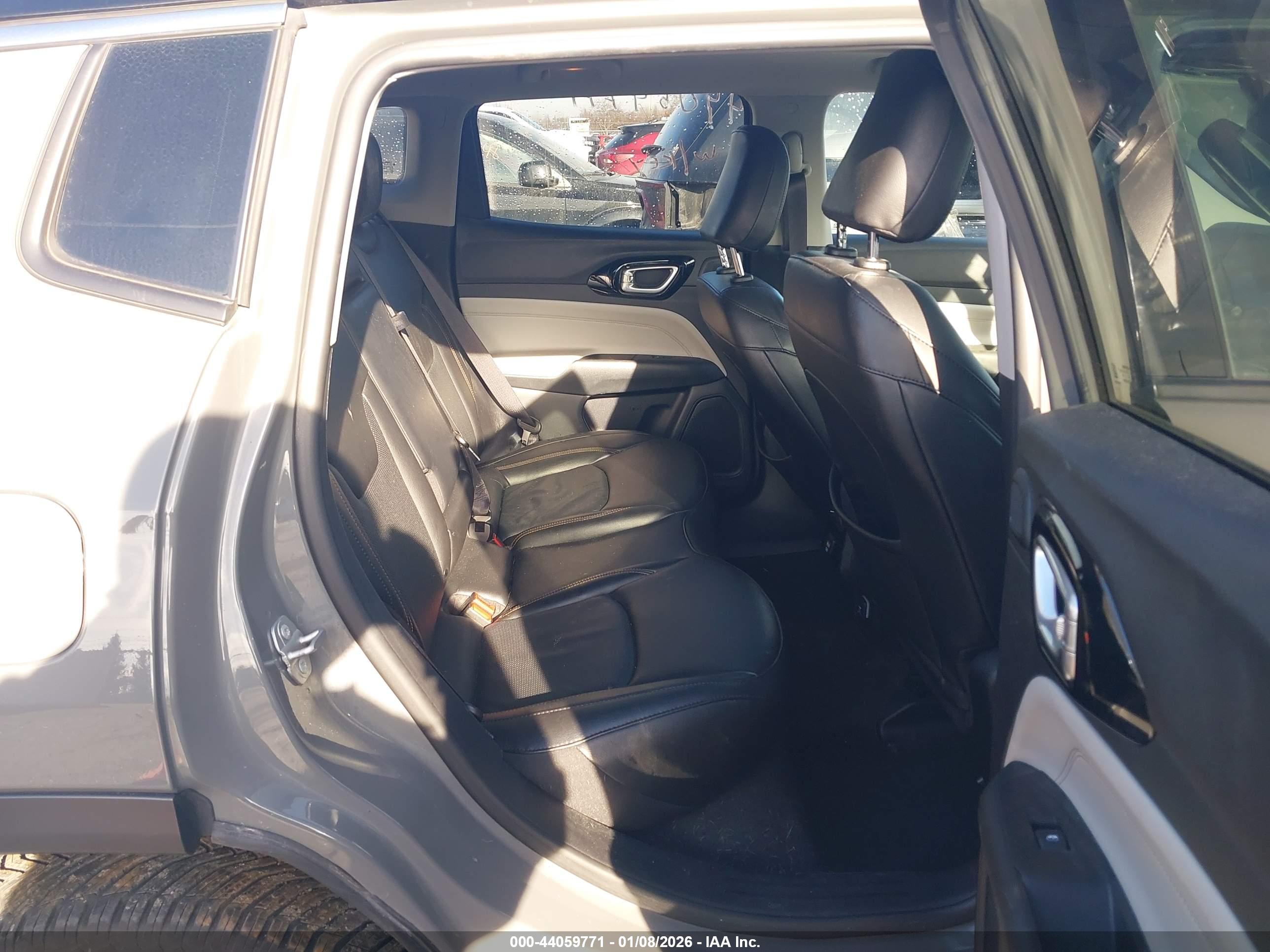 JEEP COMPASS image 8