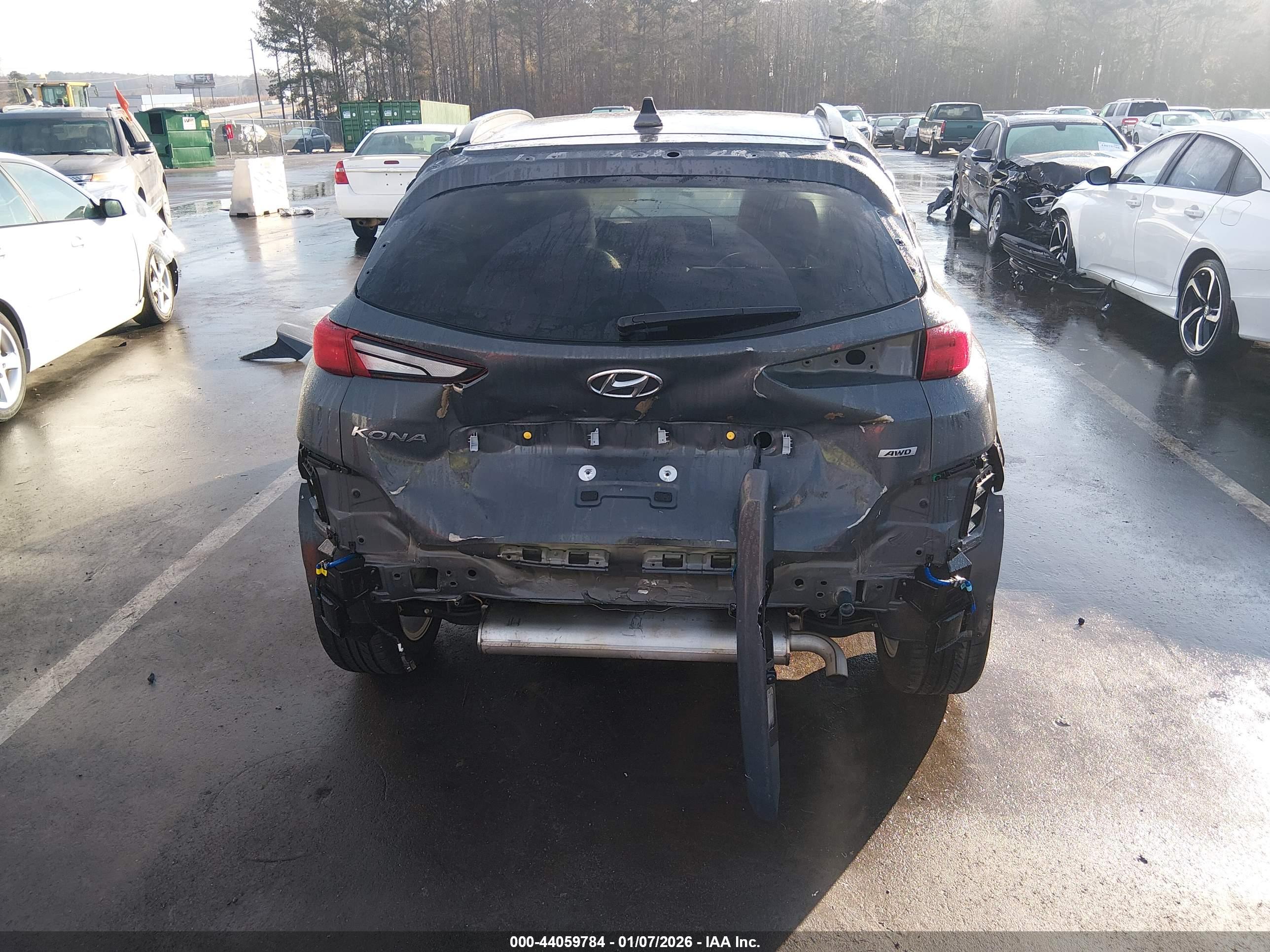 HYUNDAI KONA image 6
