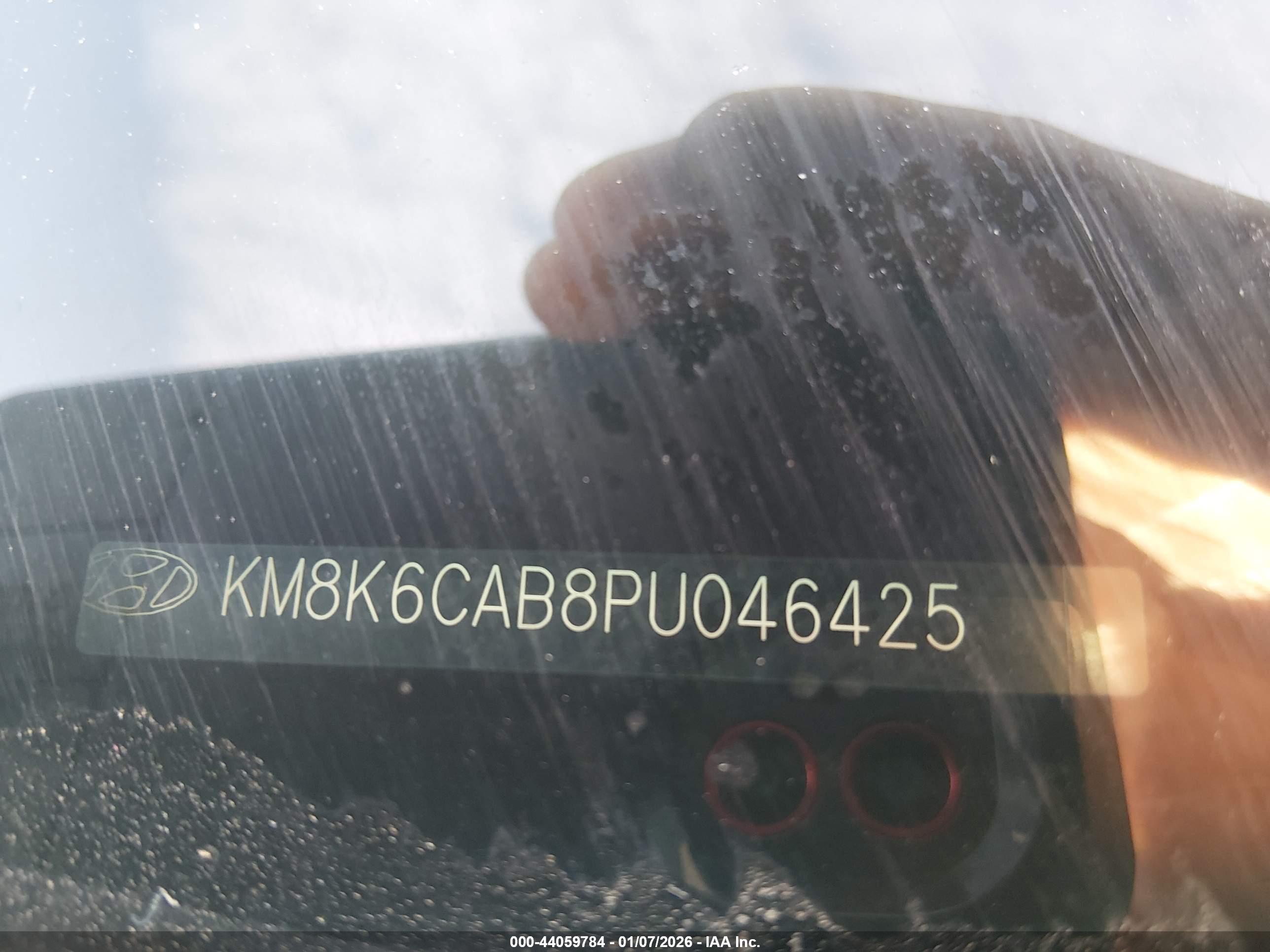 HYUNDAI KONA image 9