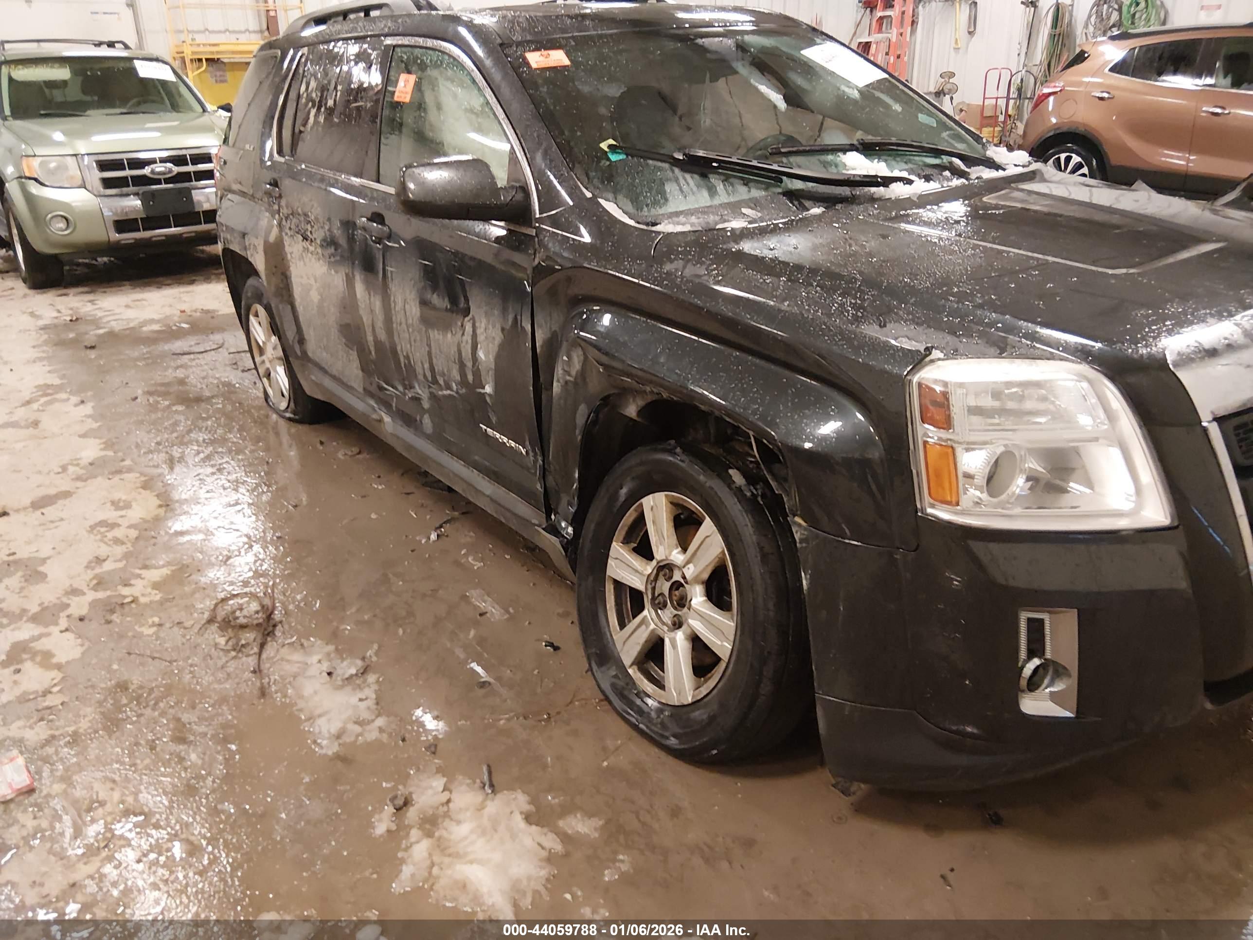 GMC TERRAIN image 6