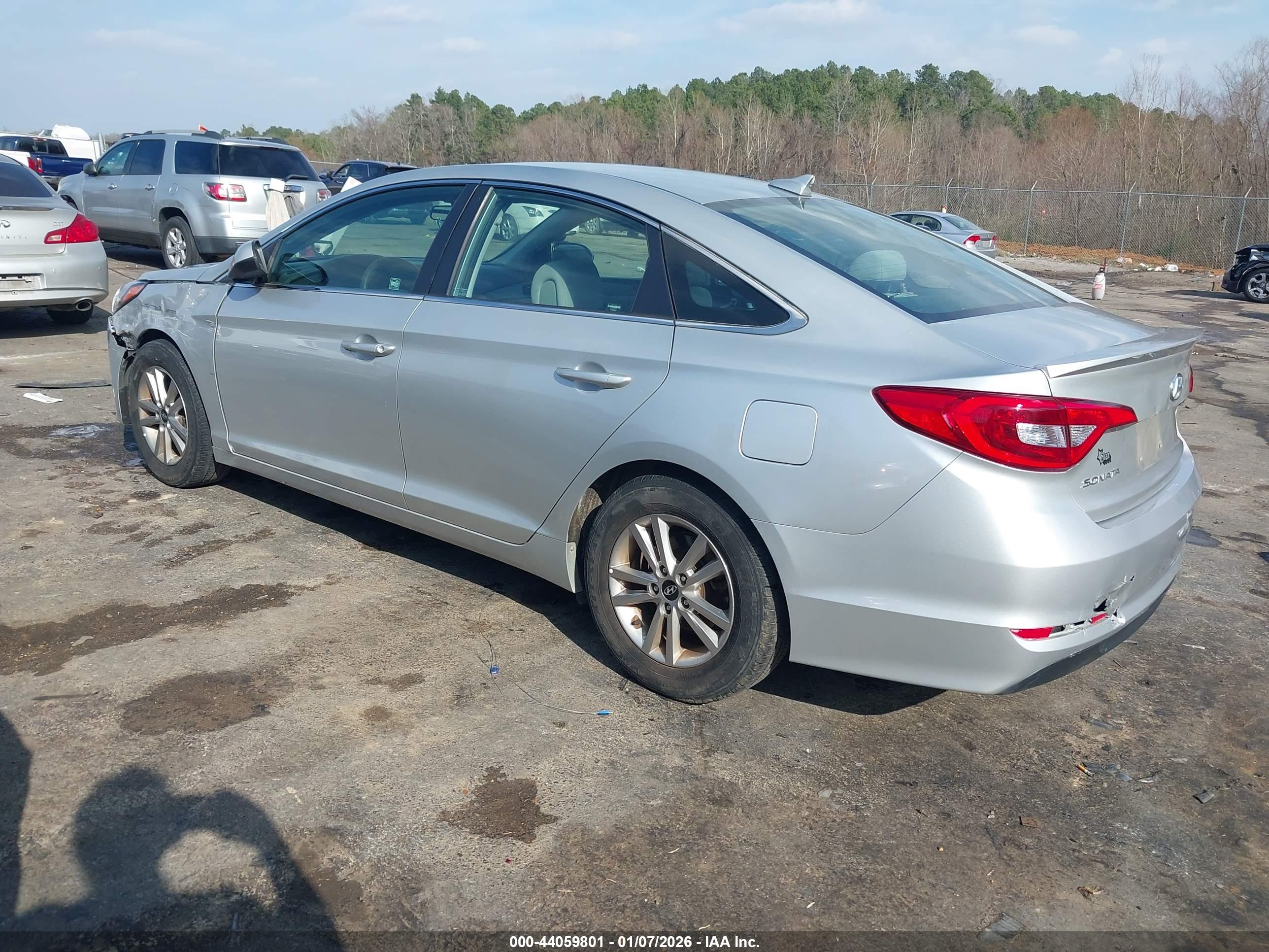 HYUNDAI SONATA image 3