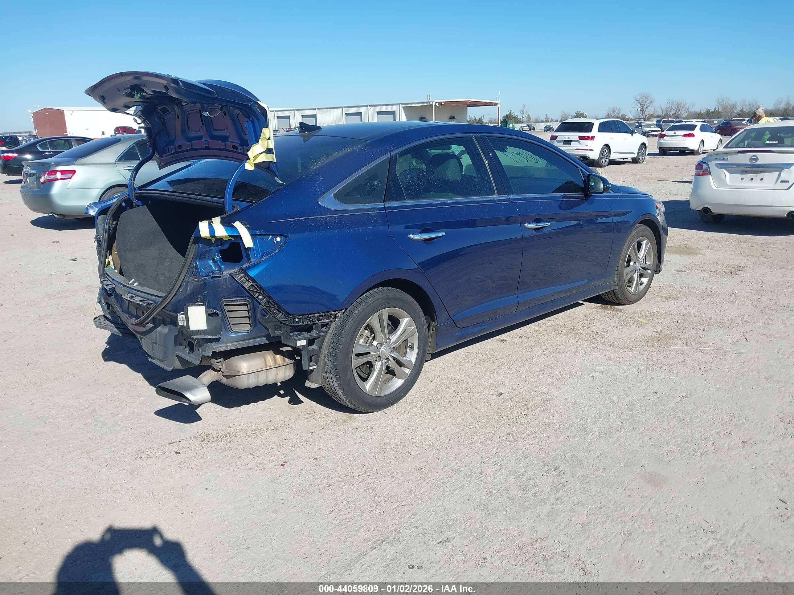 HYUNDAI SONATA image 4