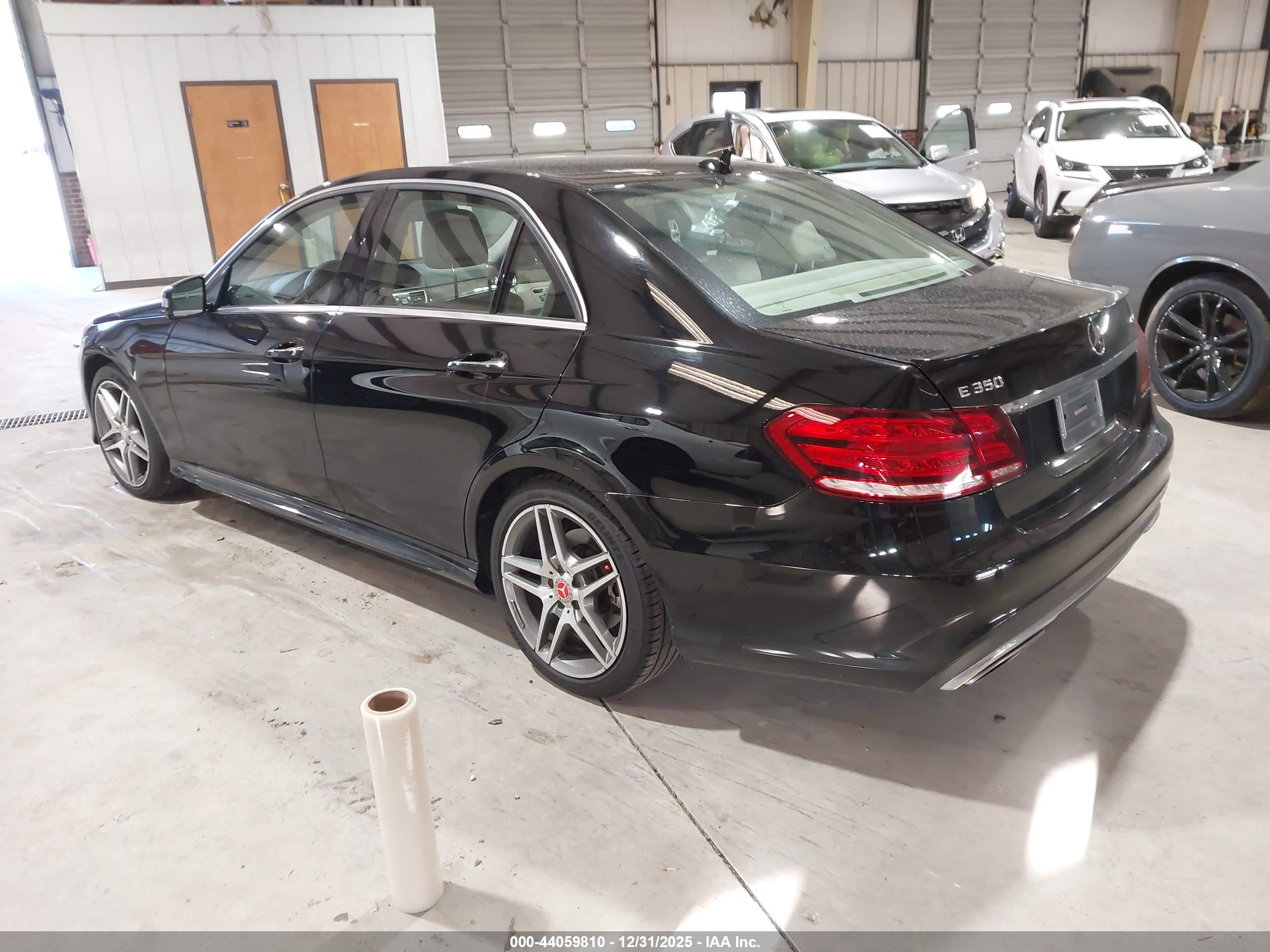 MERCEDES-BENZ E image 3