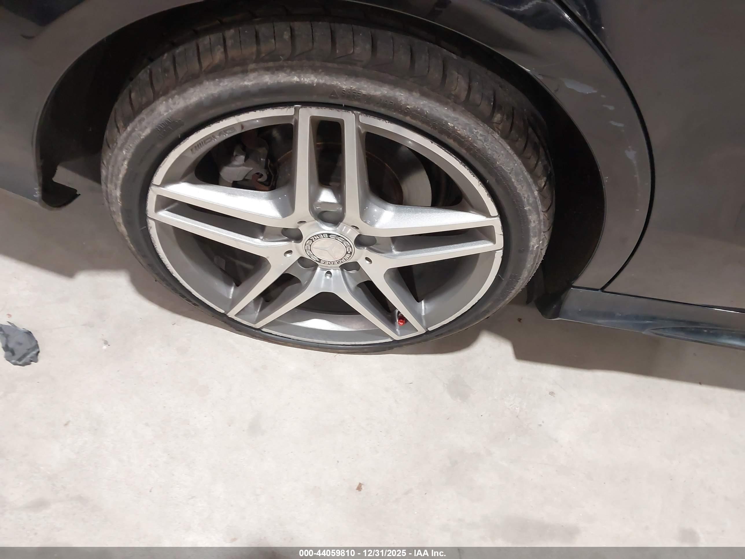 MERCEDES-BENZ E image 6