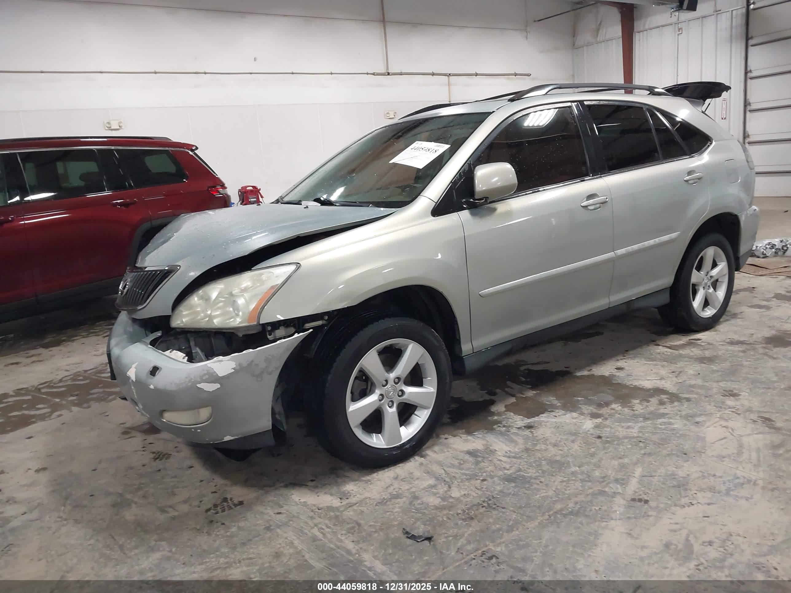 LEXUS RX image 2