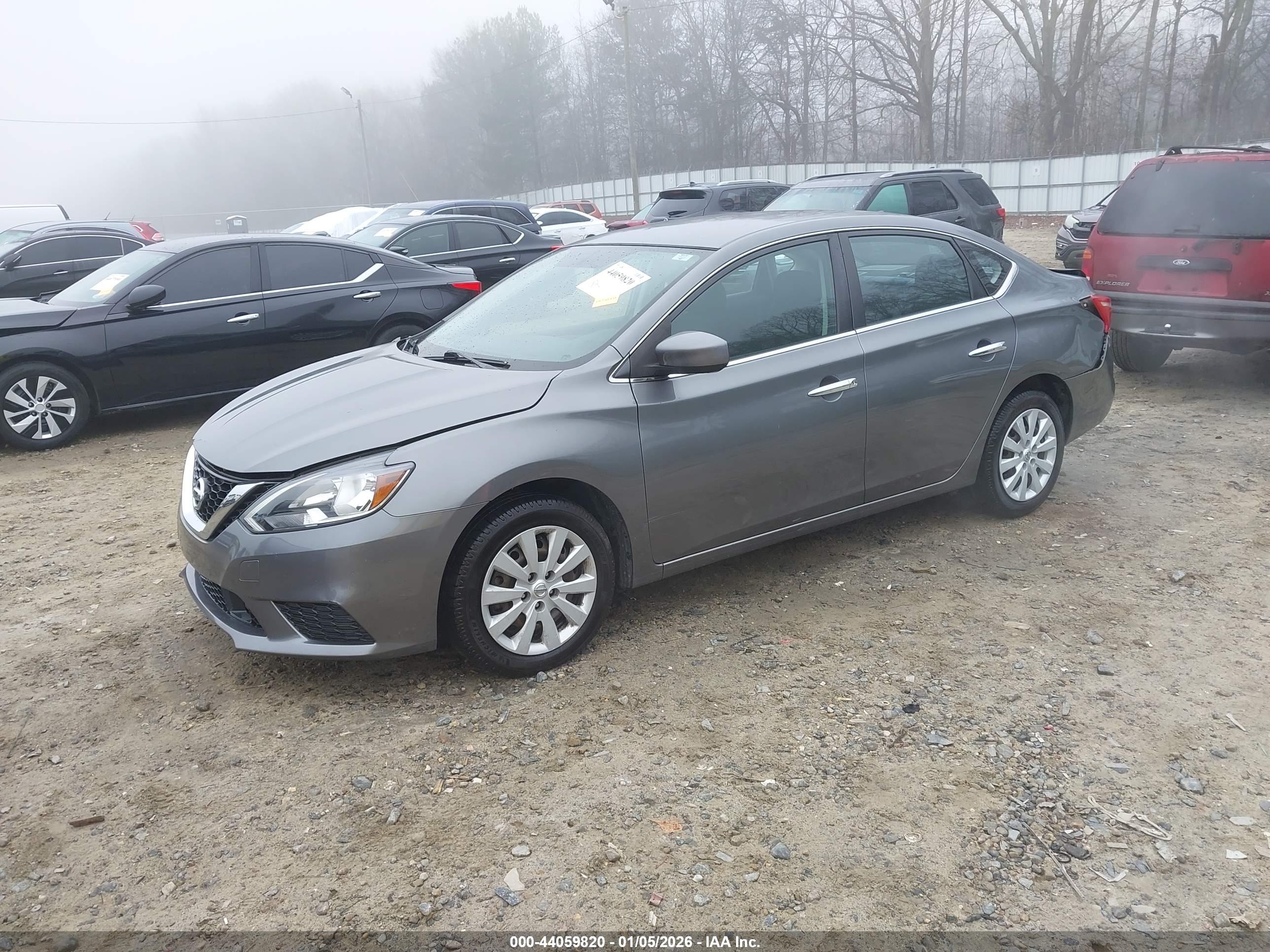 NISSAN SENTRA image 2