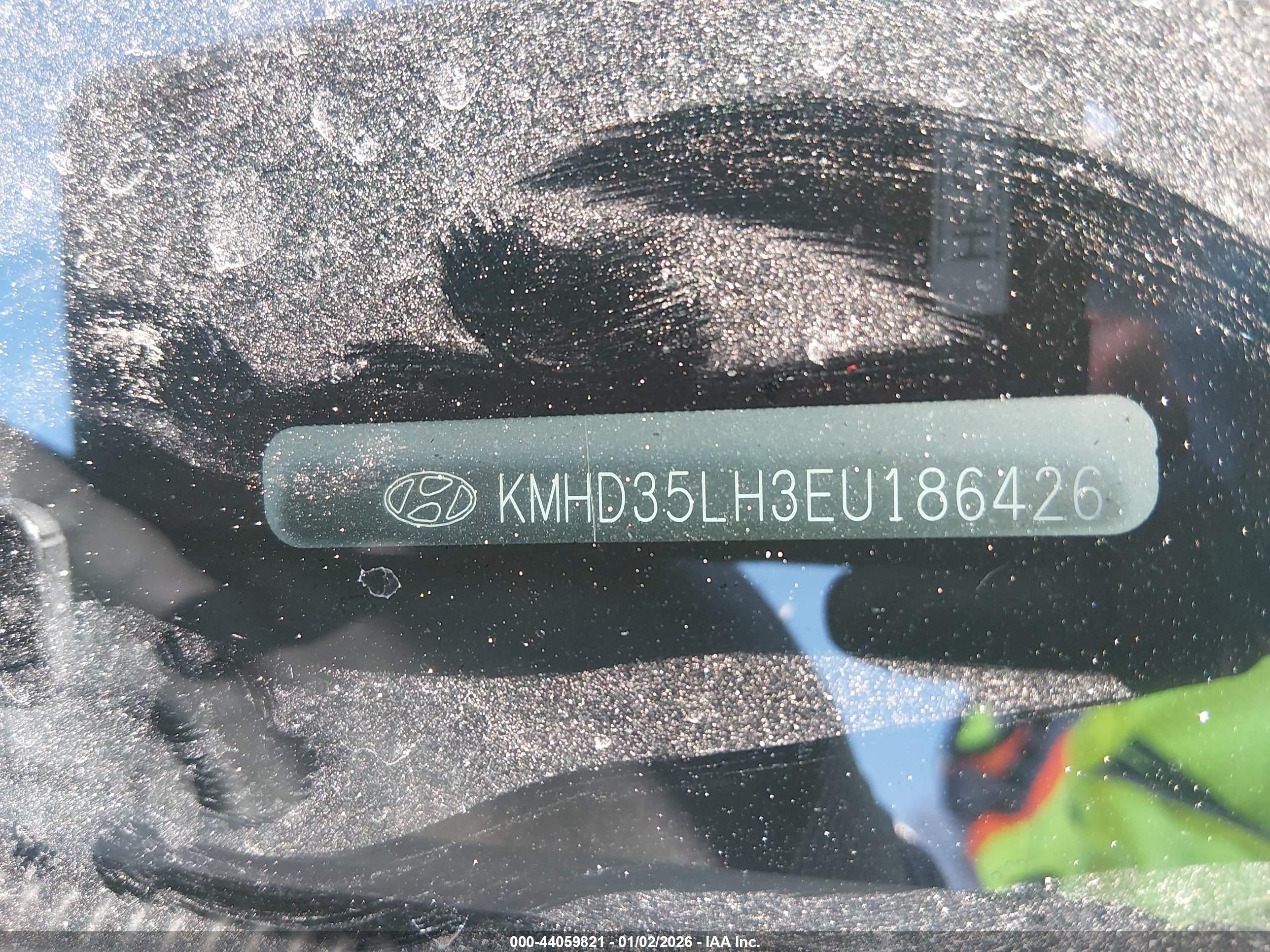 HYUNDAI ELANTRA image 9