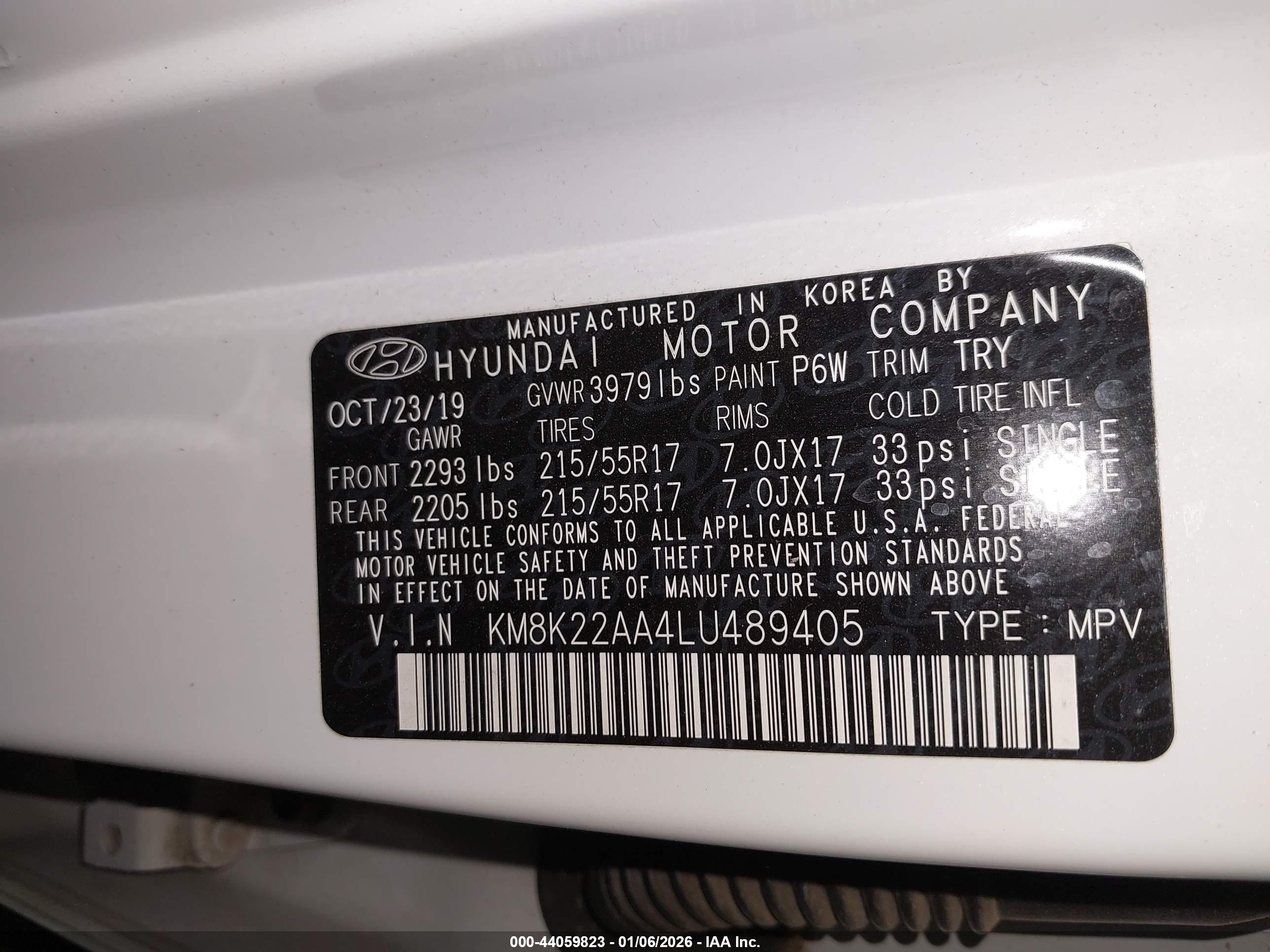 HYUNDAI KONA image 9