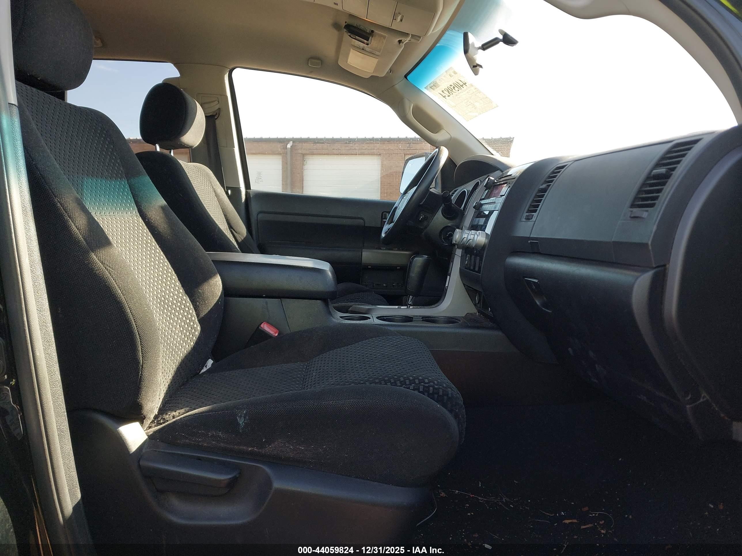 TOYOTA TUNDRA image 5