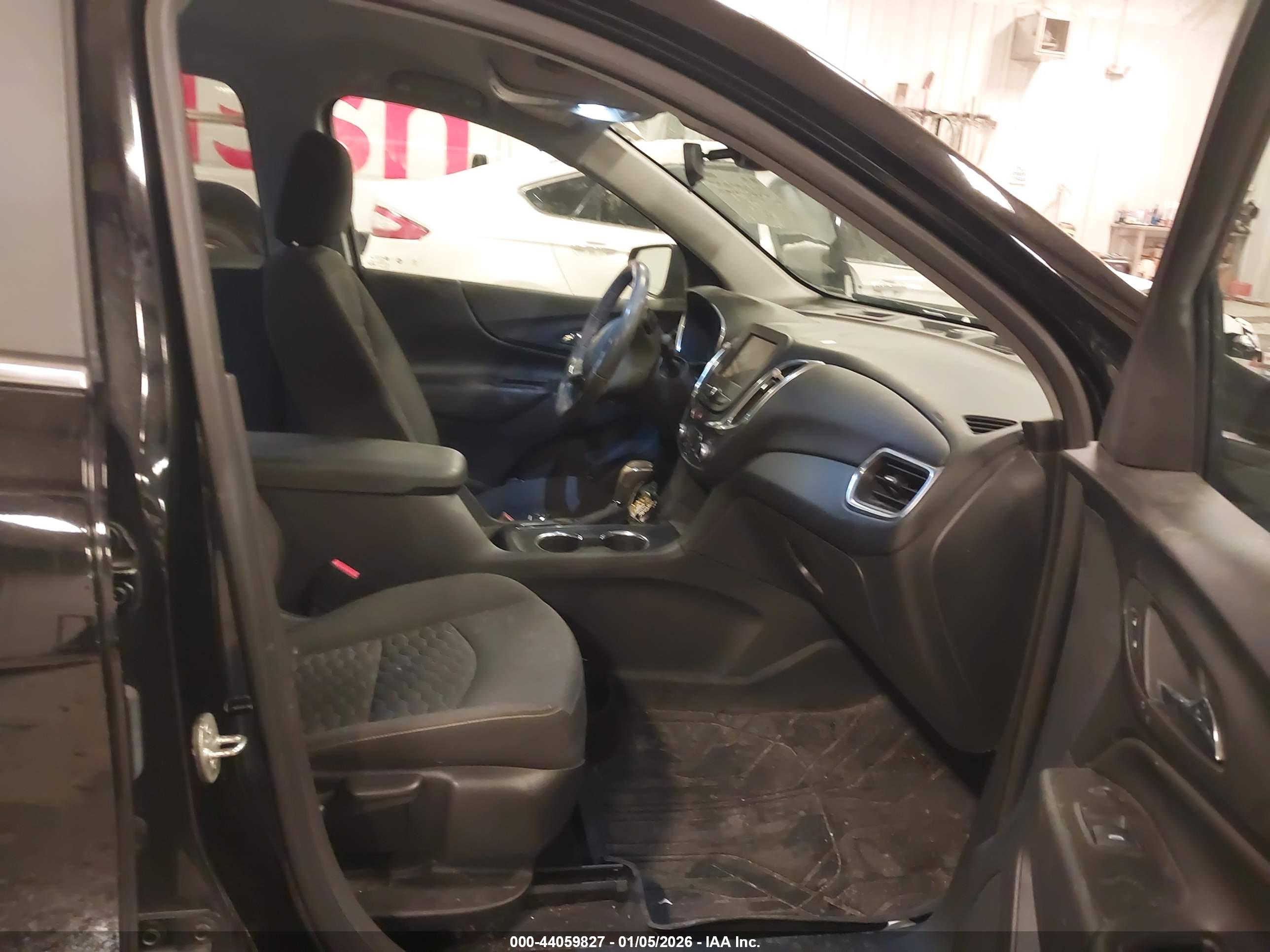 CHEVROLET EQUINOX image 5