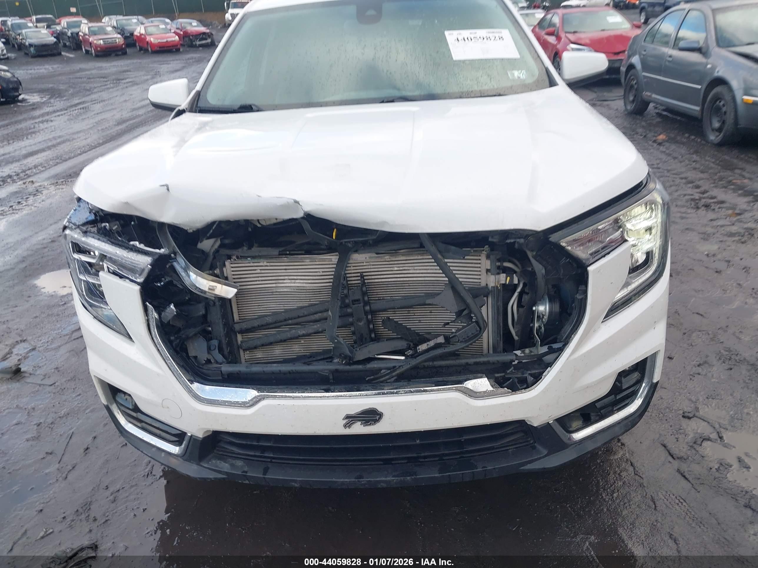 GMC TERRAIN image 6
