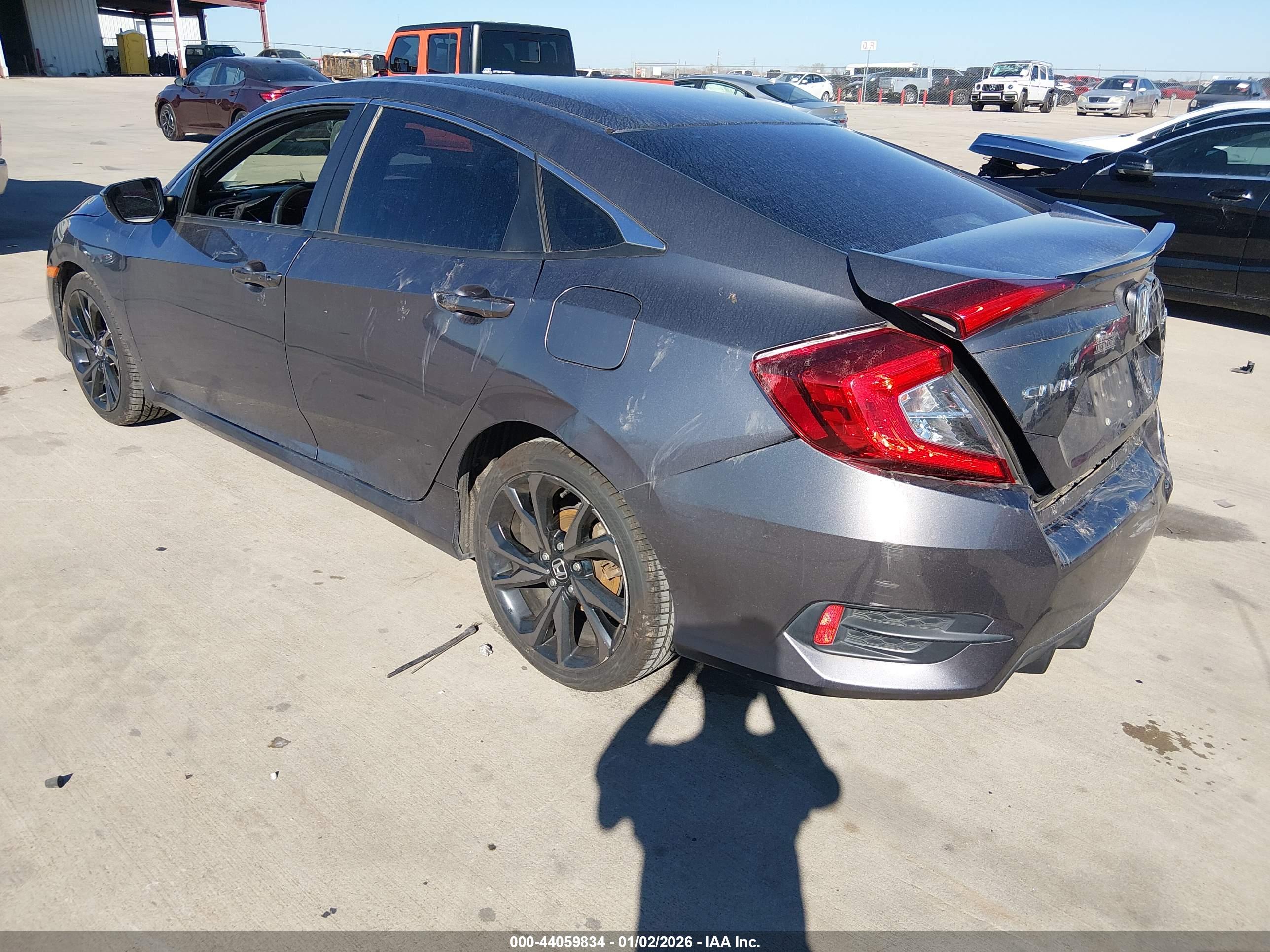 HONDA CIVIC image 3