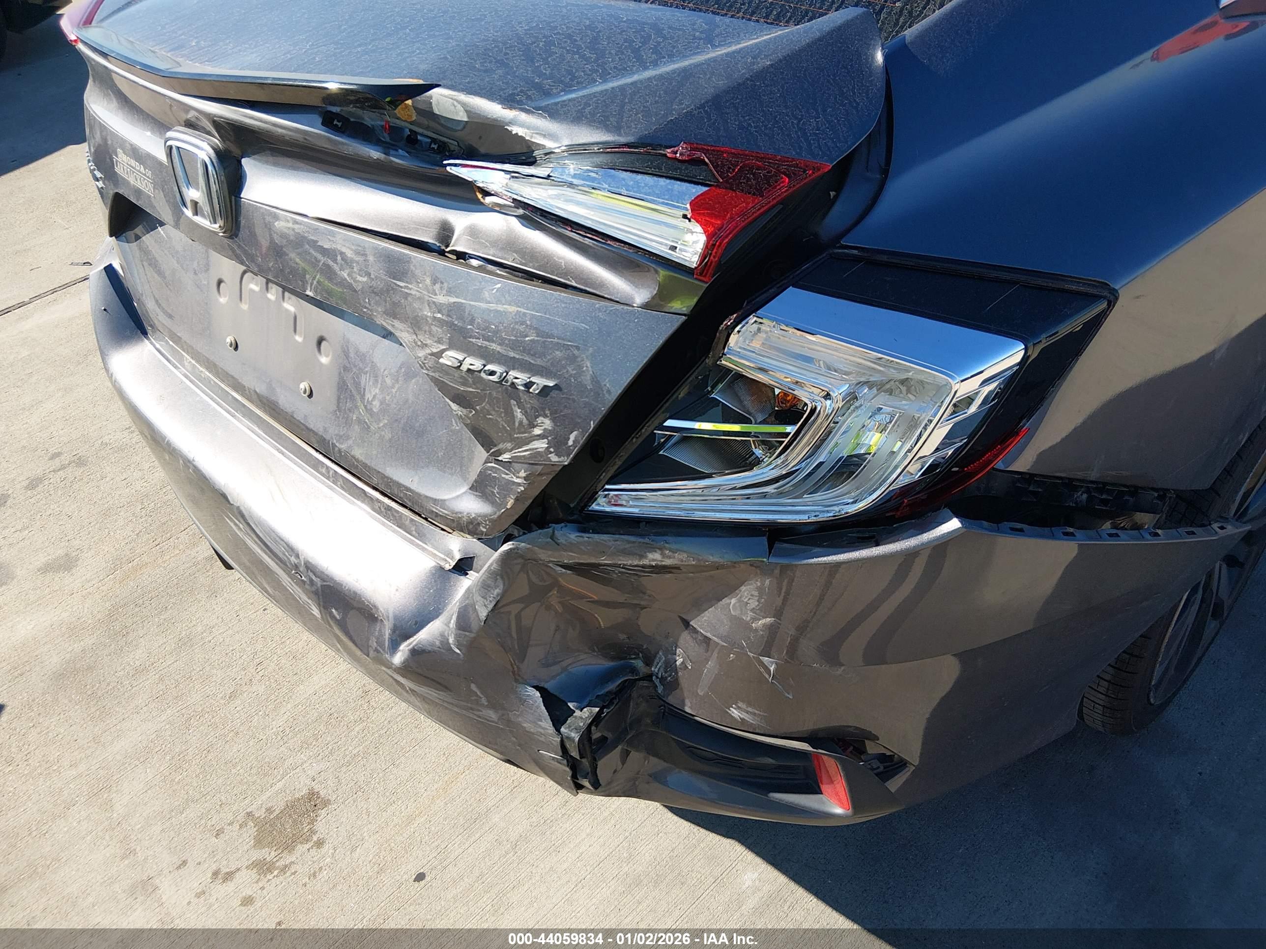 HONDA CIVIC image 6