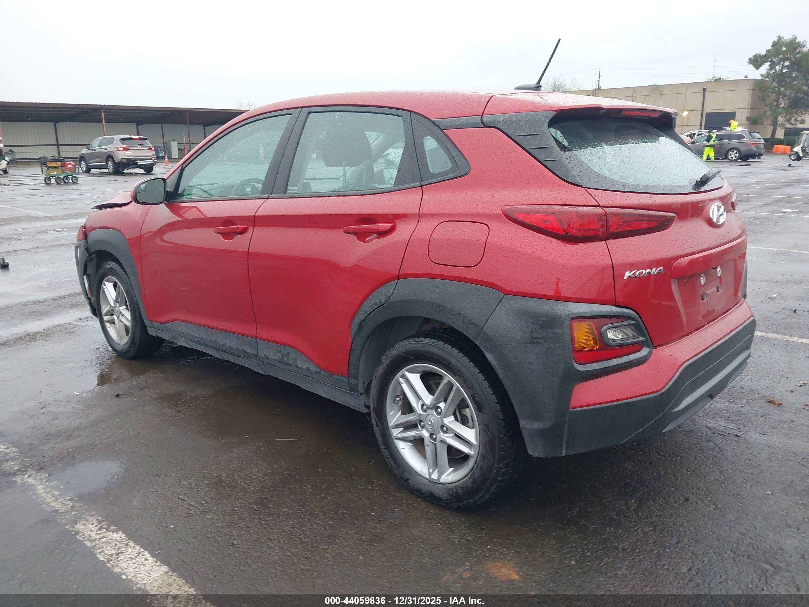 HYUNDAI KONA image 3