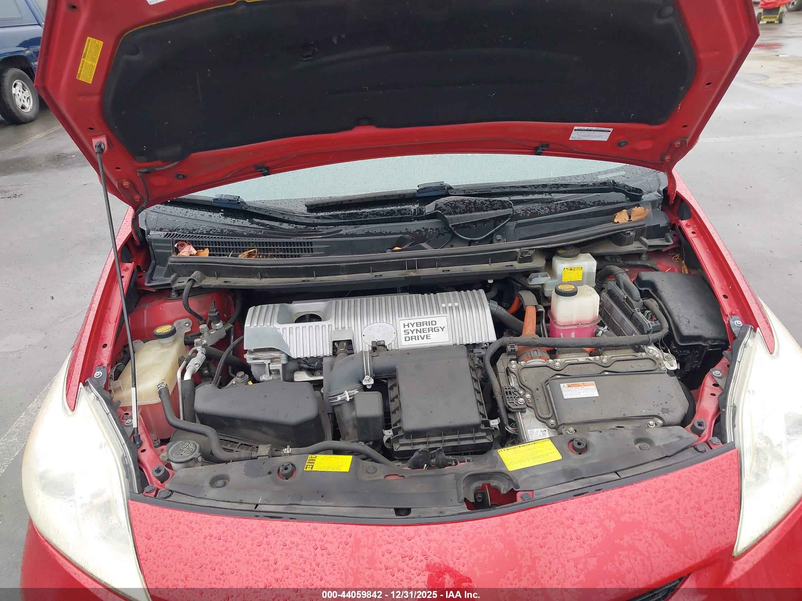 TOYOTA PRIUS image 10