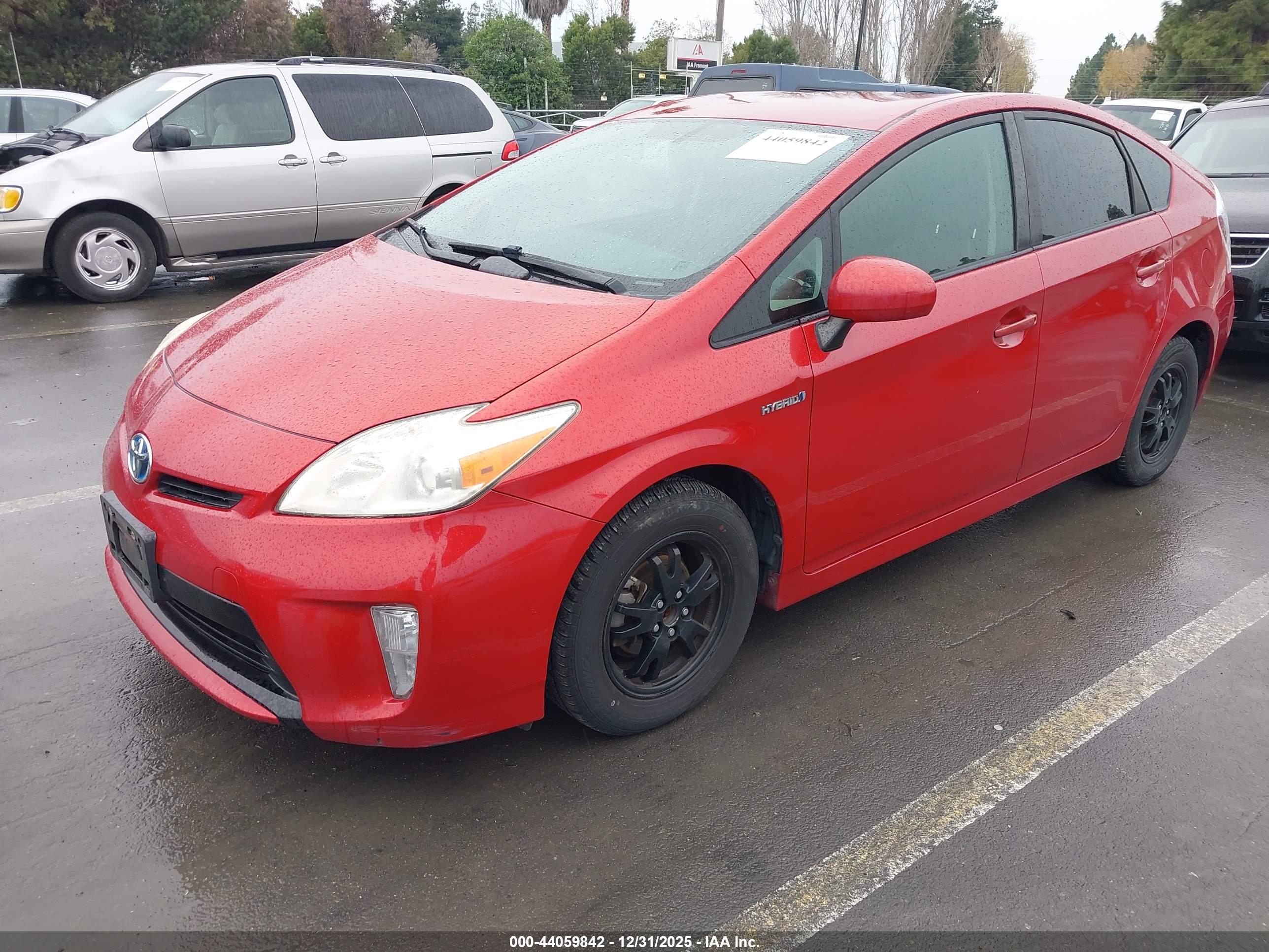 TOYOTA PRIUS image 2