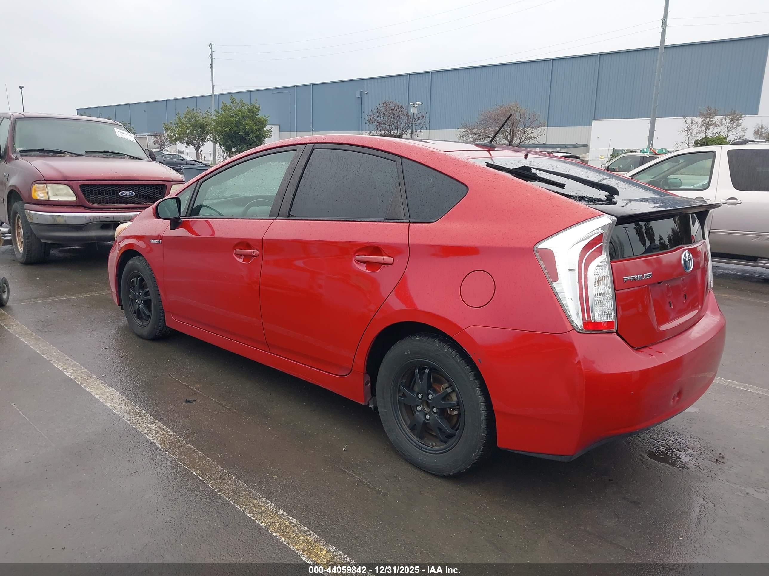 TOYOTA PRIUS image 3