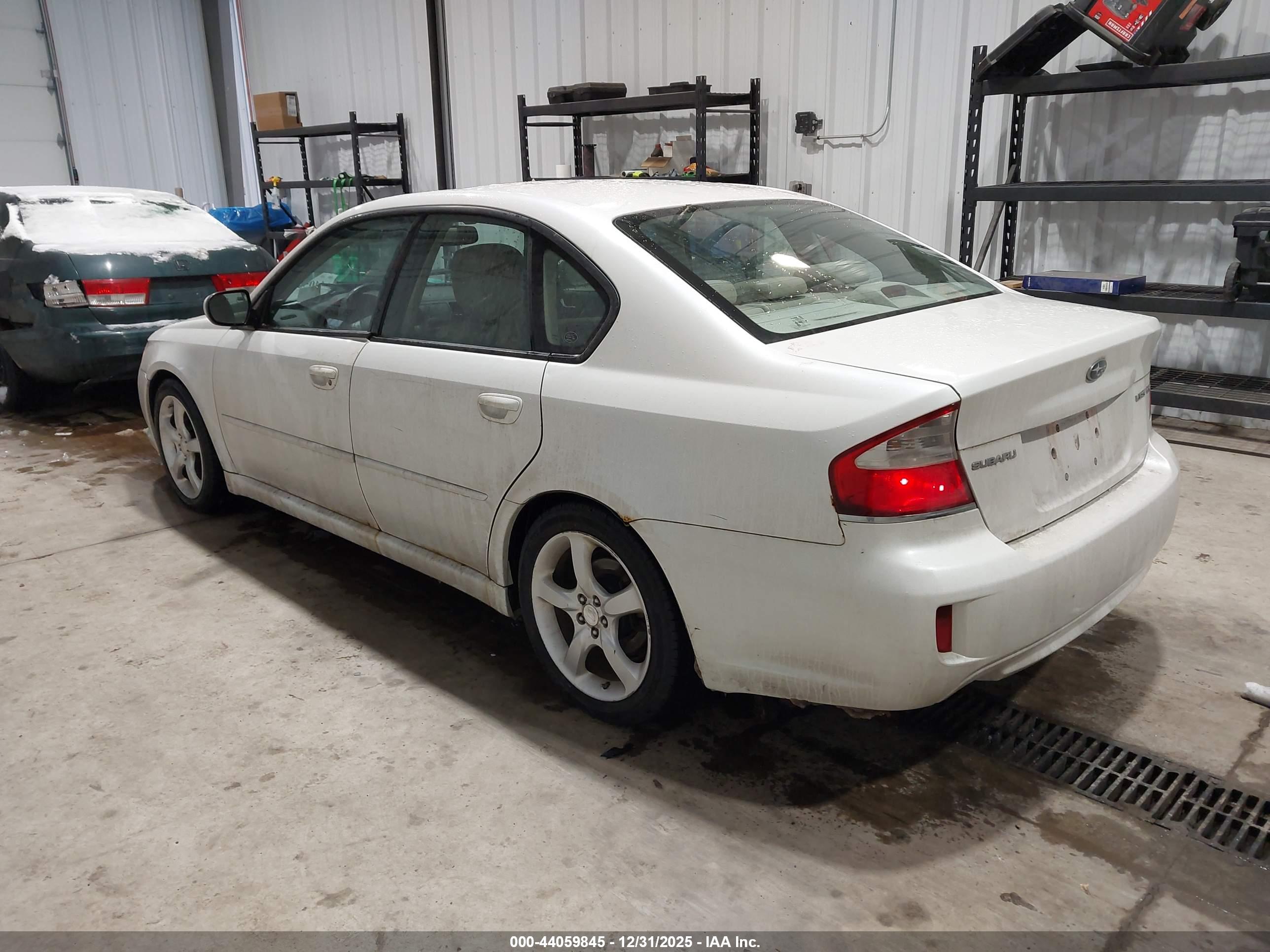 SUBARU LEGACY image 3