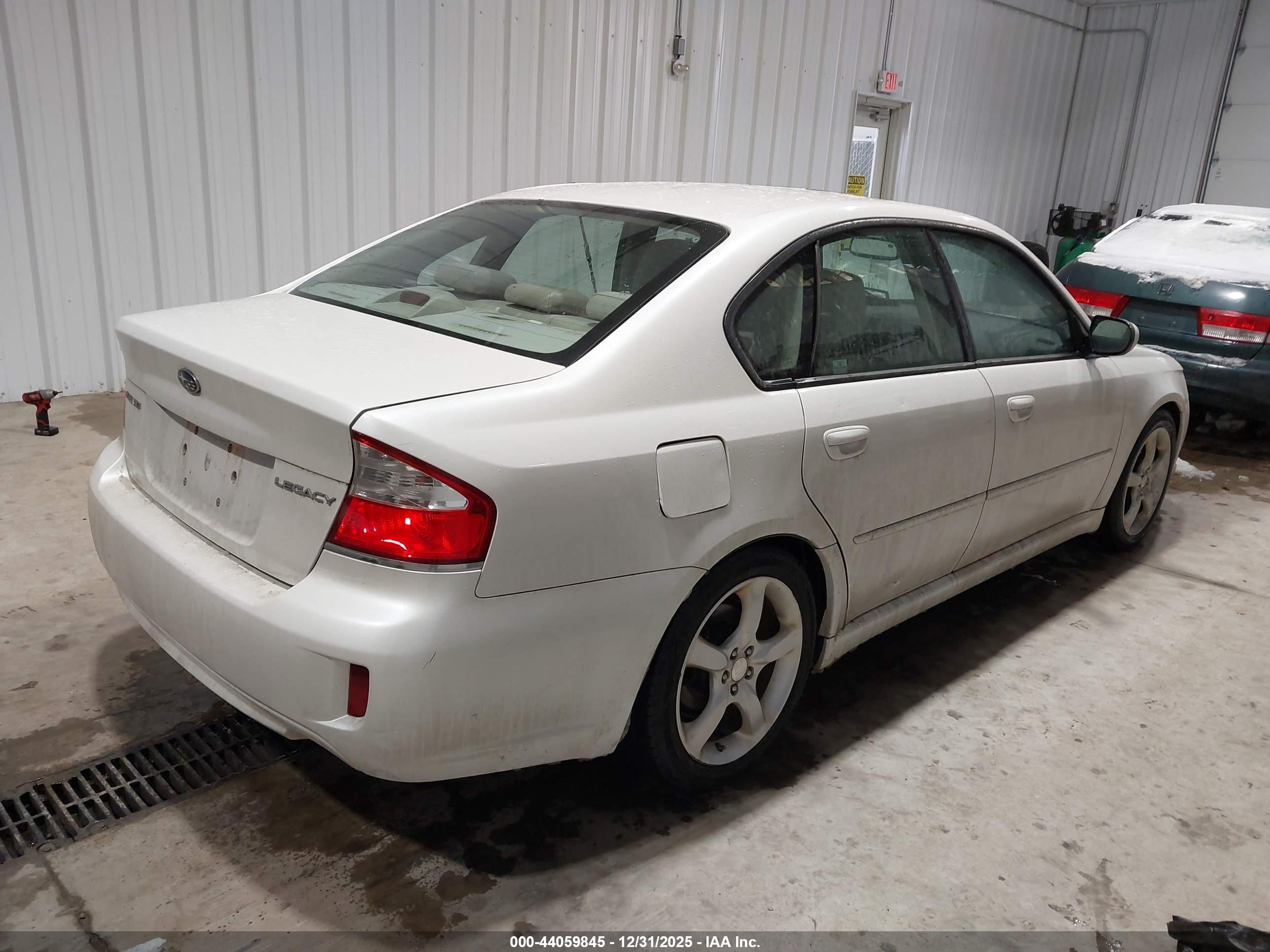 SUBARU LEGACY image 4