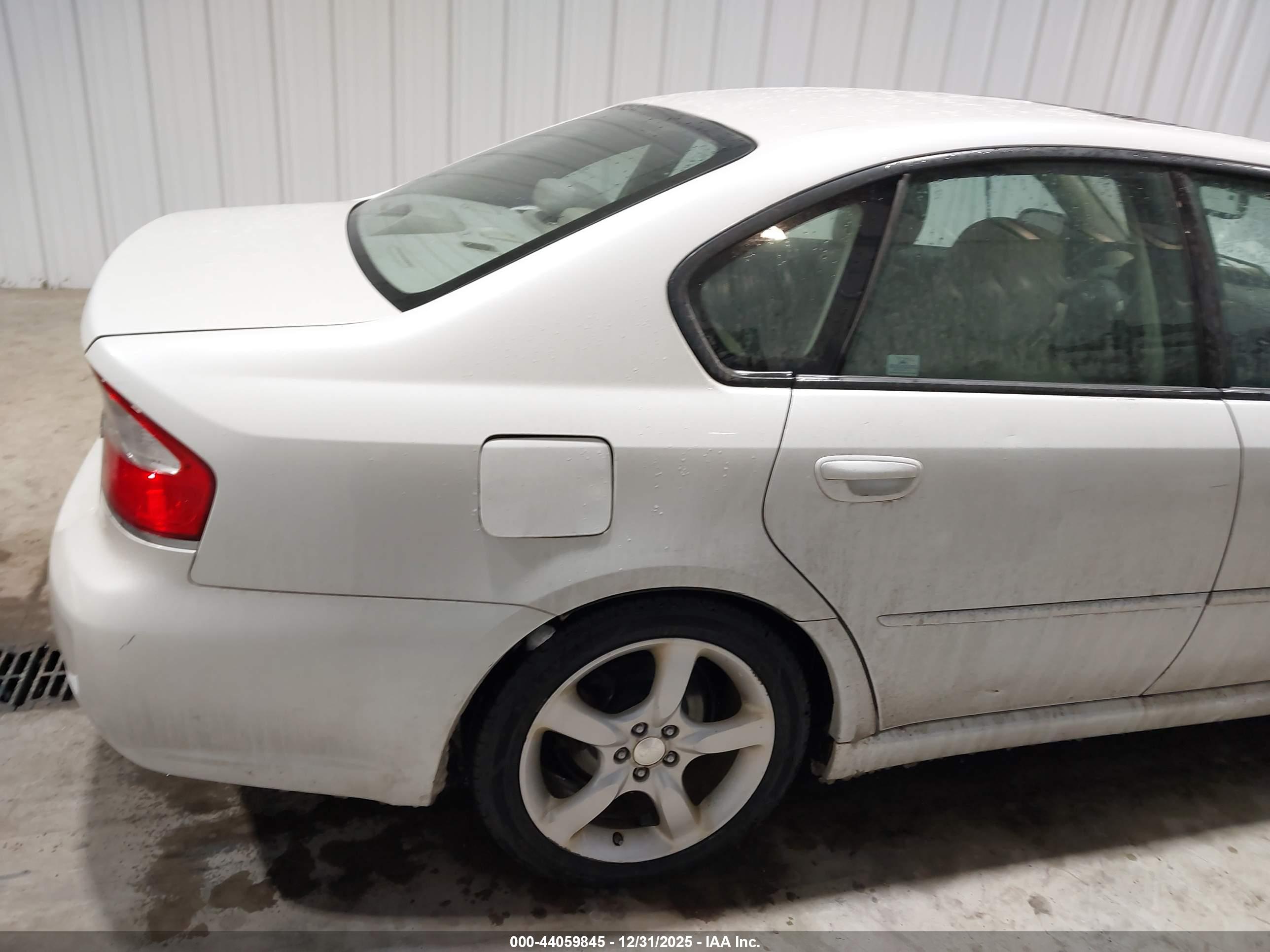 SUBARU LEGACY image 6