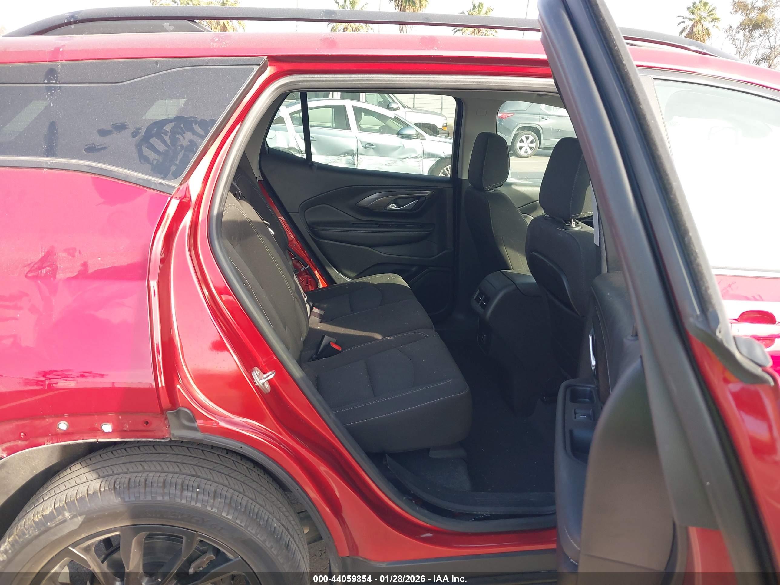 GMC TERRAIN image 8