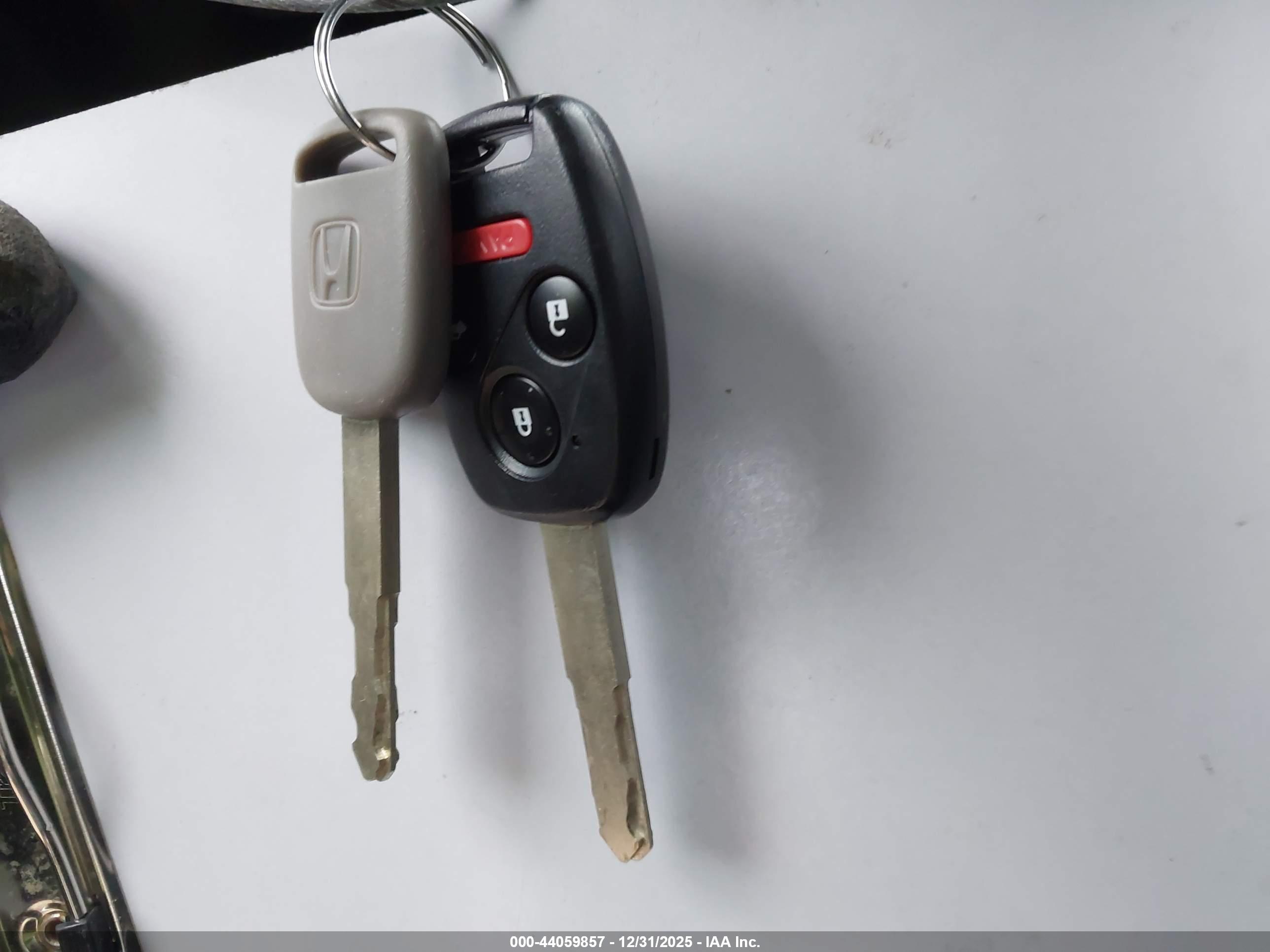 HONDA CIVIC image 11