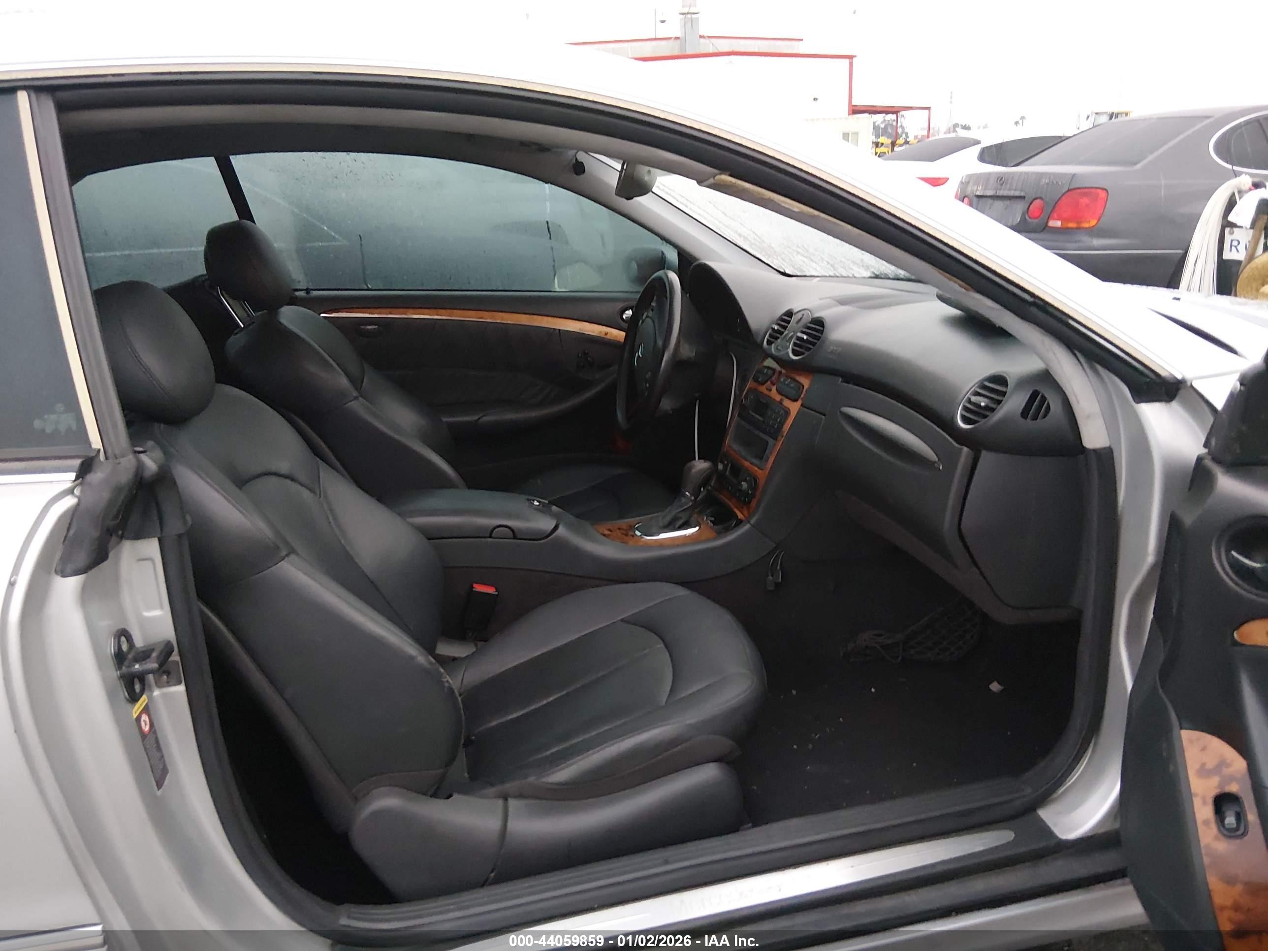 MERCEDES-BENZ CLK image 5