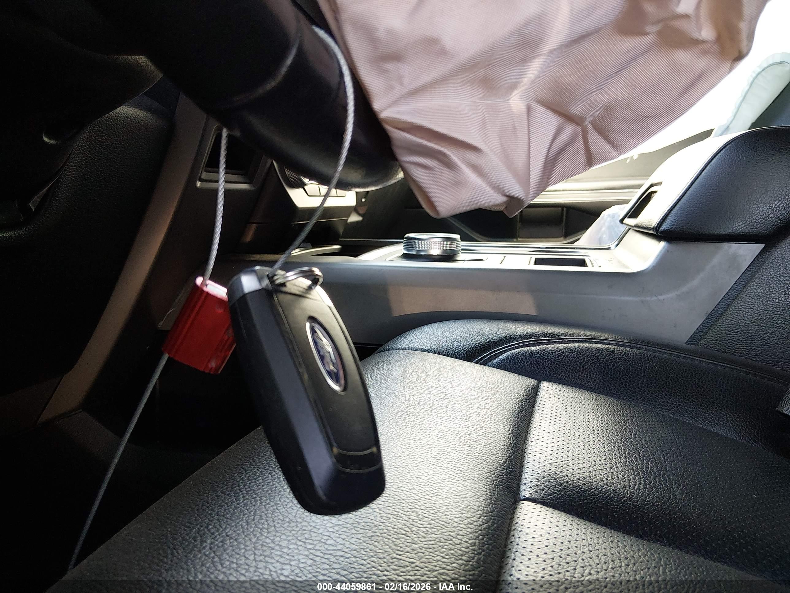 FORD EXPEDITION image 11