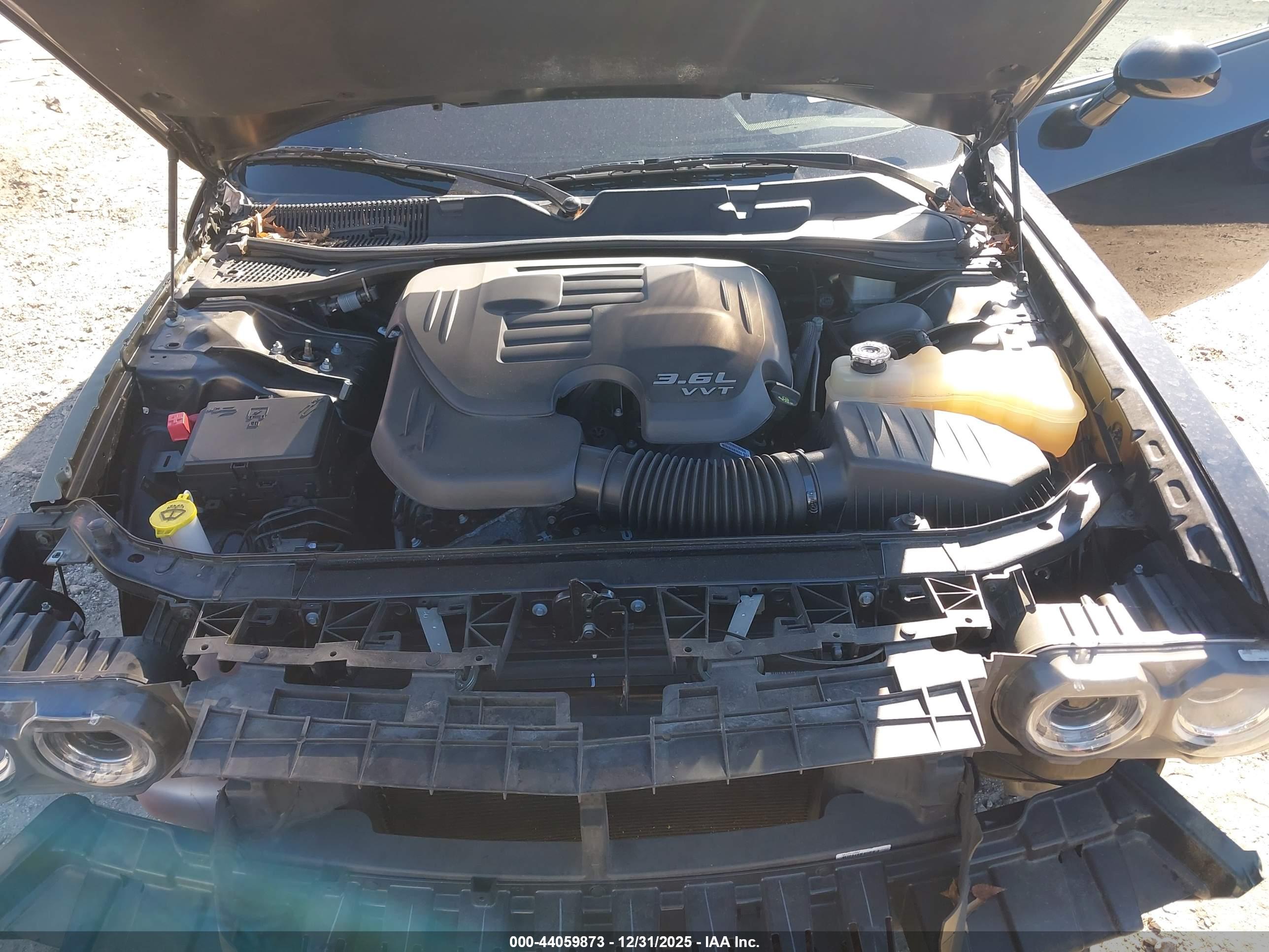DODGE CHALLENGER image 10