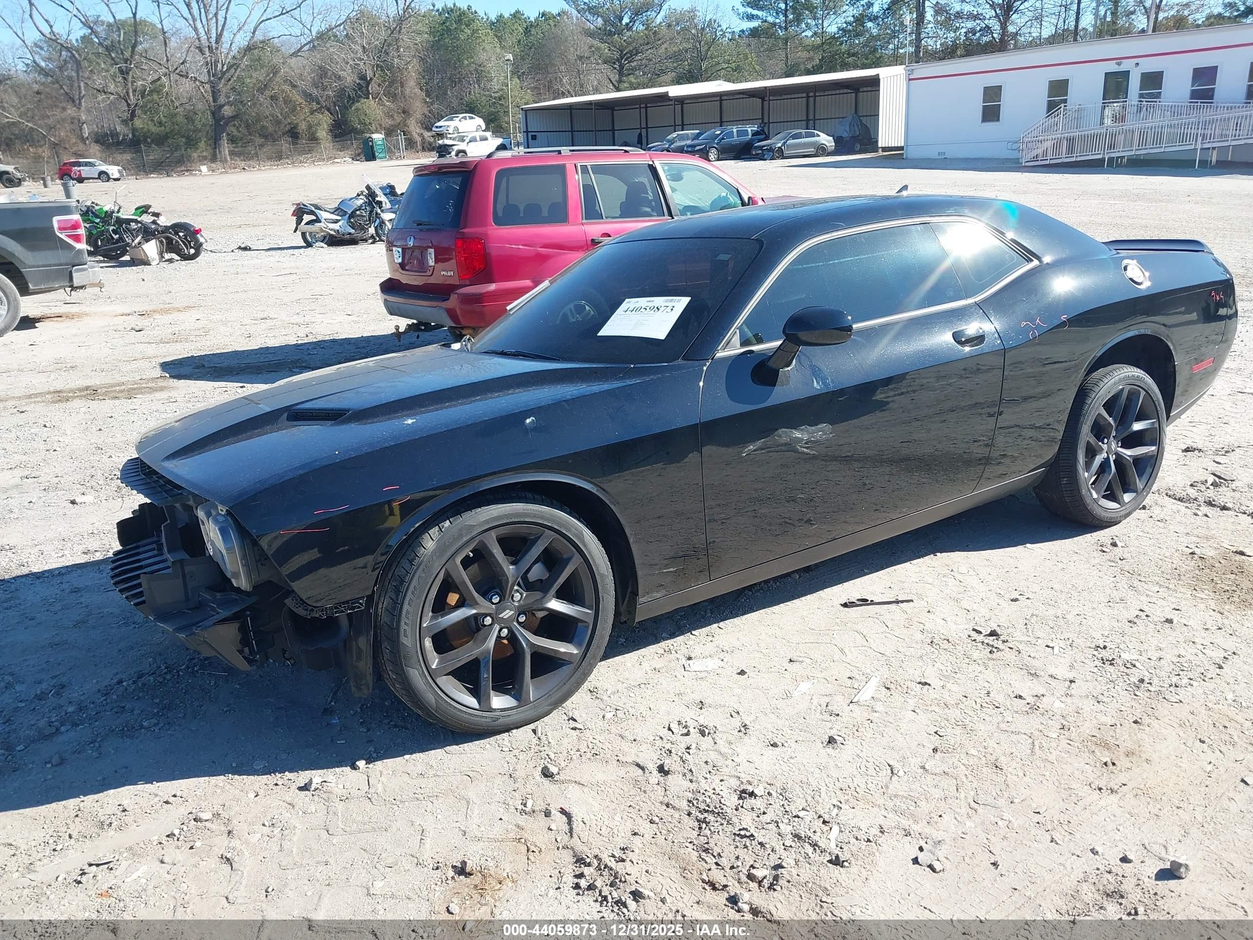 DODGE CHALLENGER image 2
