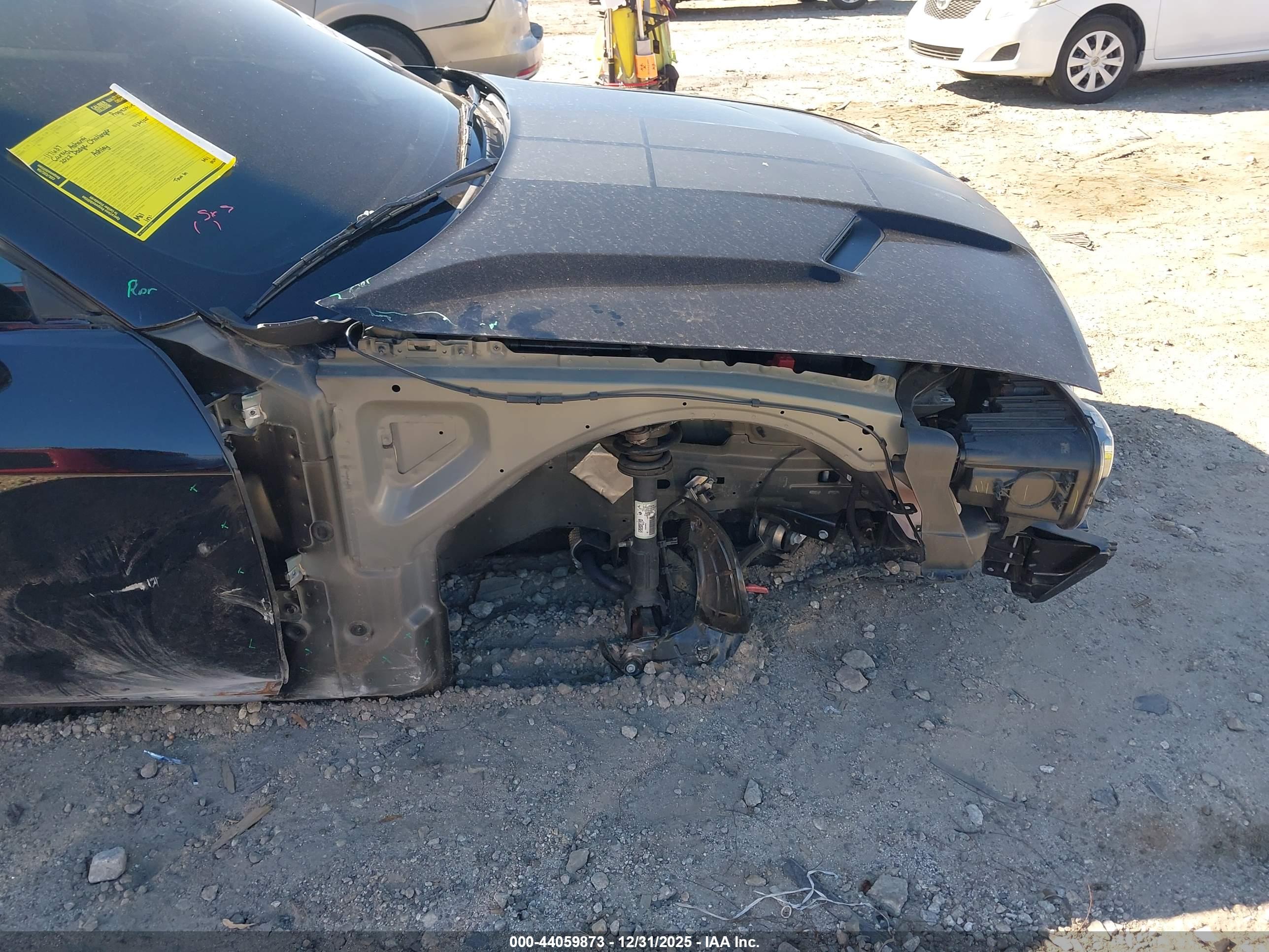 DODGE CHALLENGER image 6