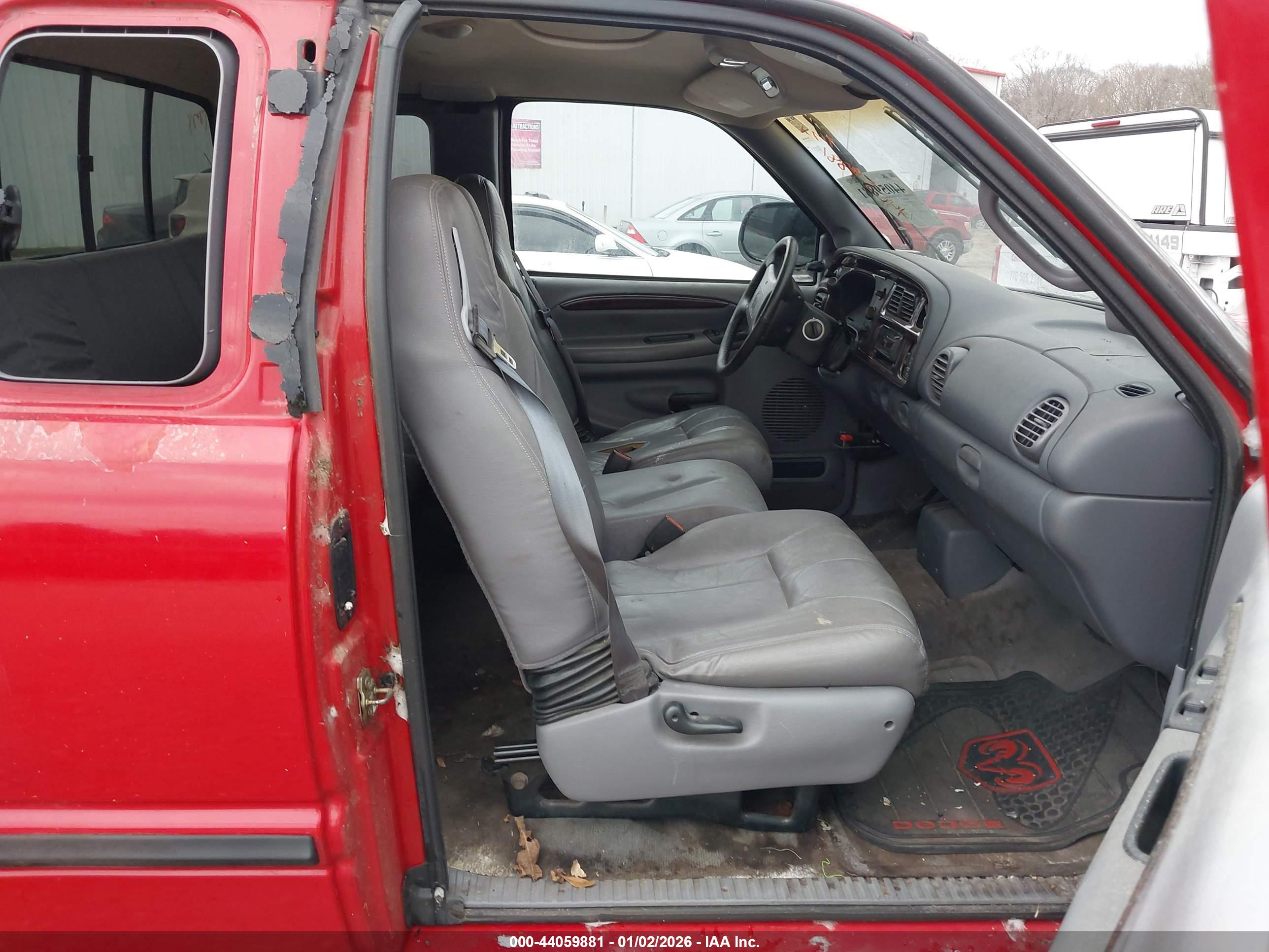 DODGE RAM image 5