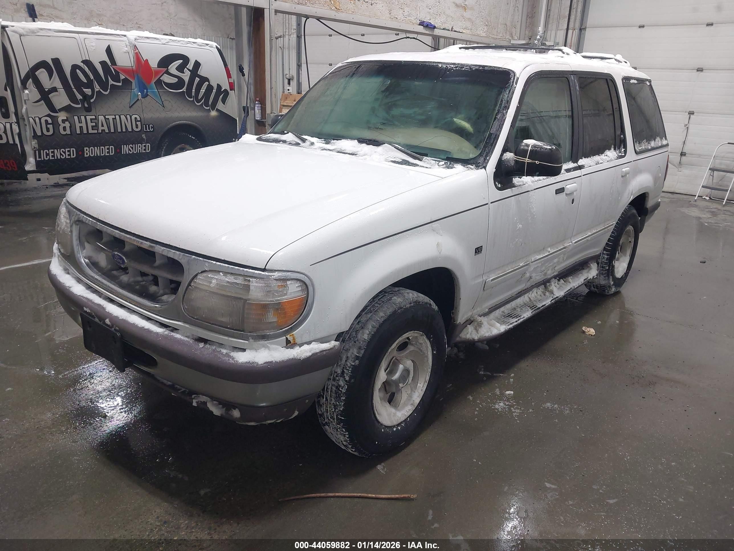 FORD EXPLORER image 2