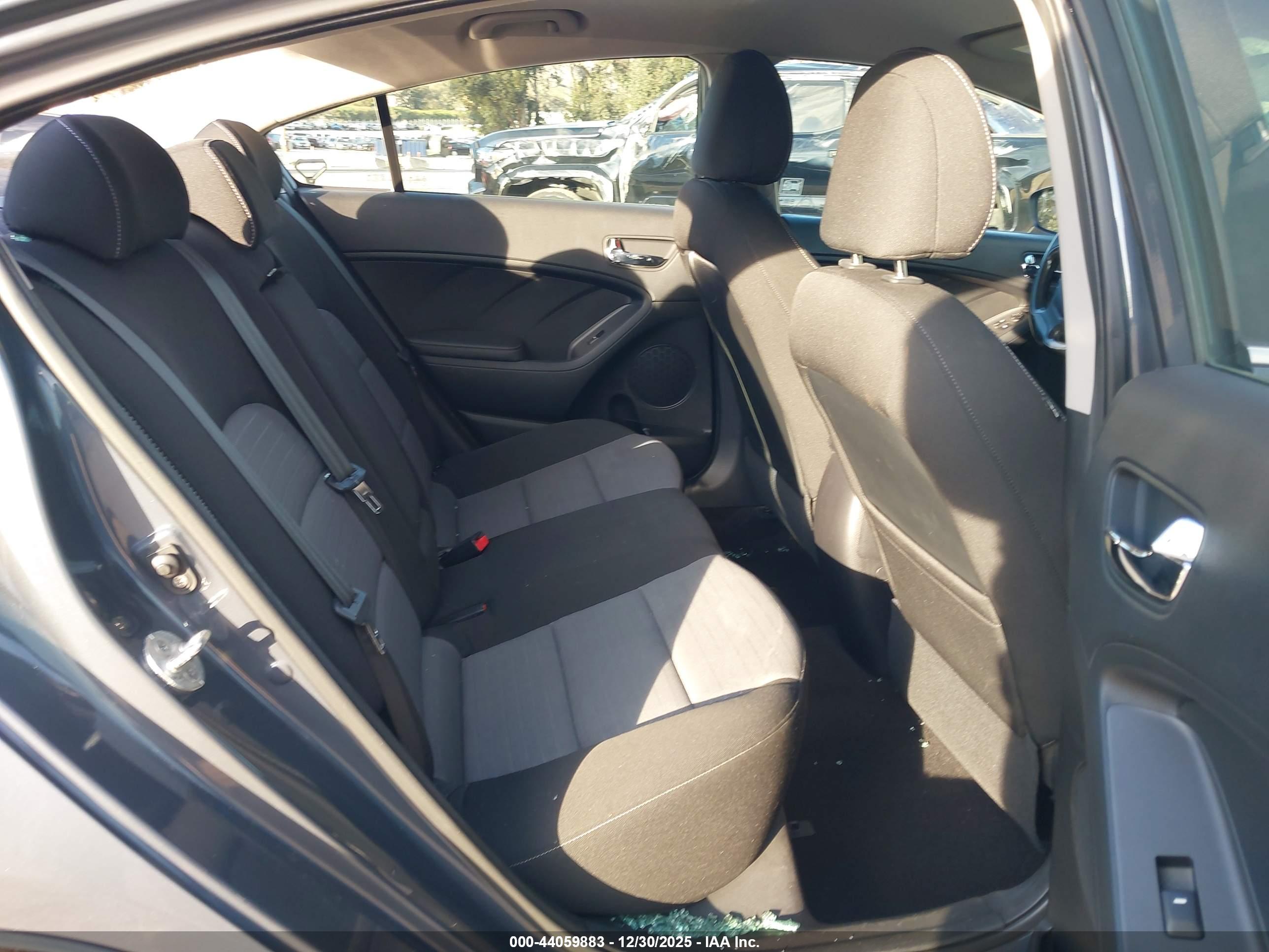 KIA FORTE image 8