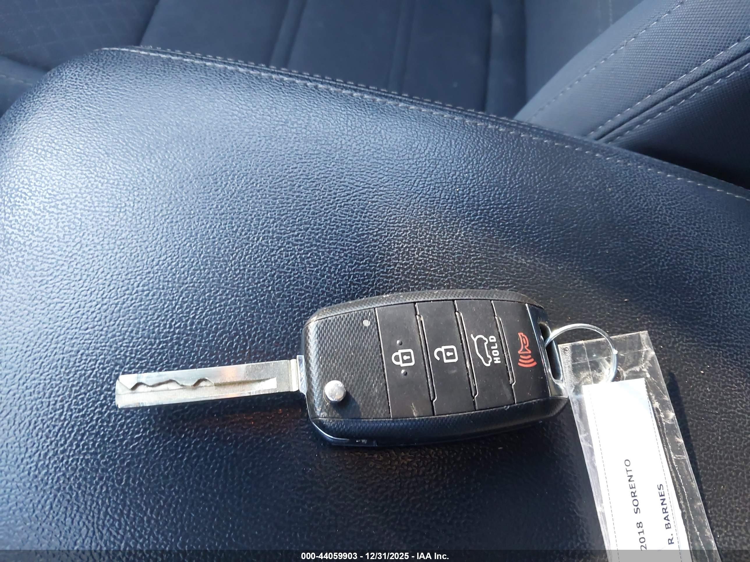 KIA SORENTO image 11
