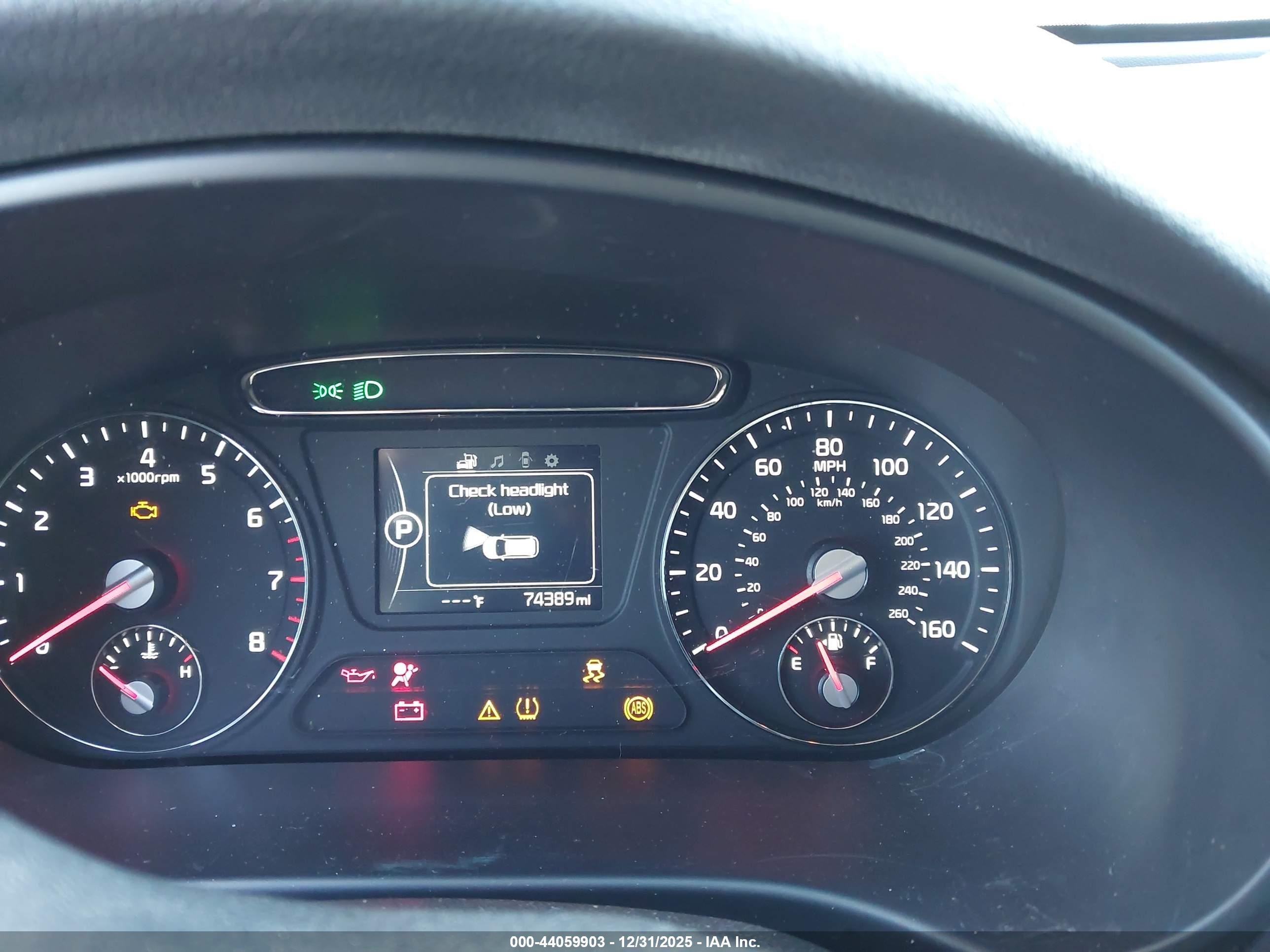 KIA SORENTO image 7